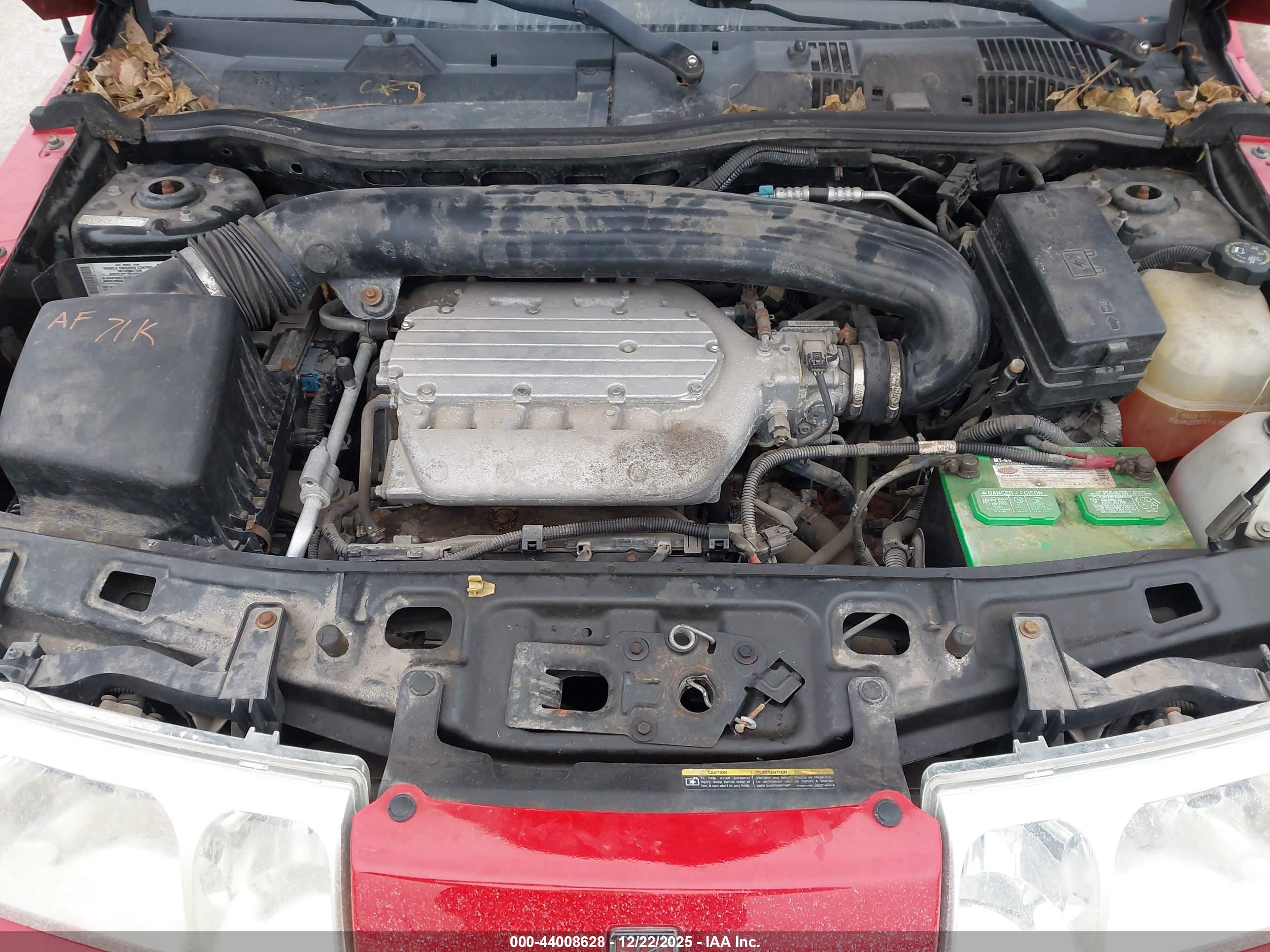 SATURN VUE image 10