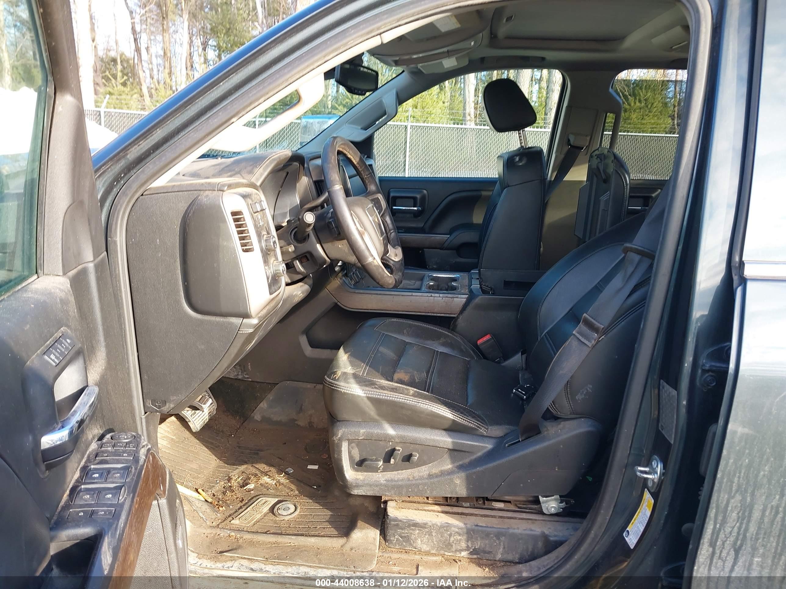GMC SIERRA image 8