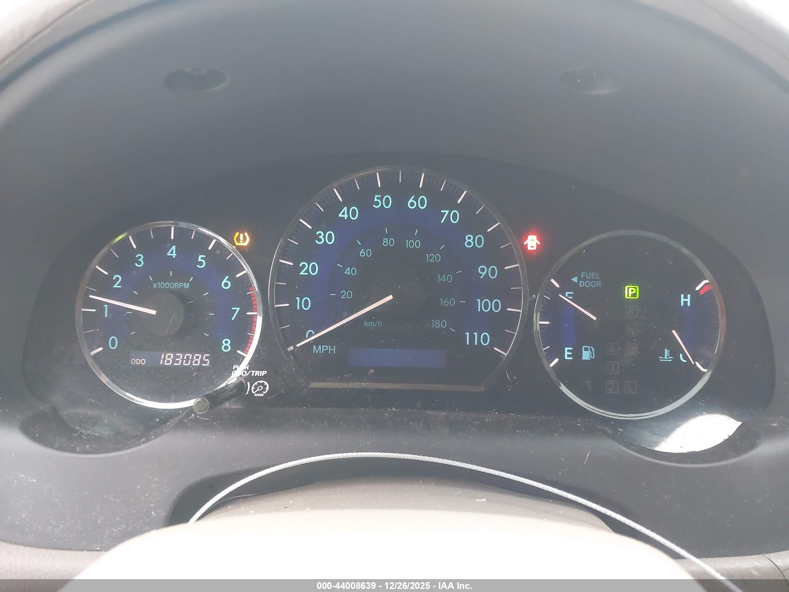 TOYOTA SIENNA image 7