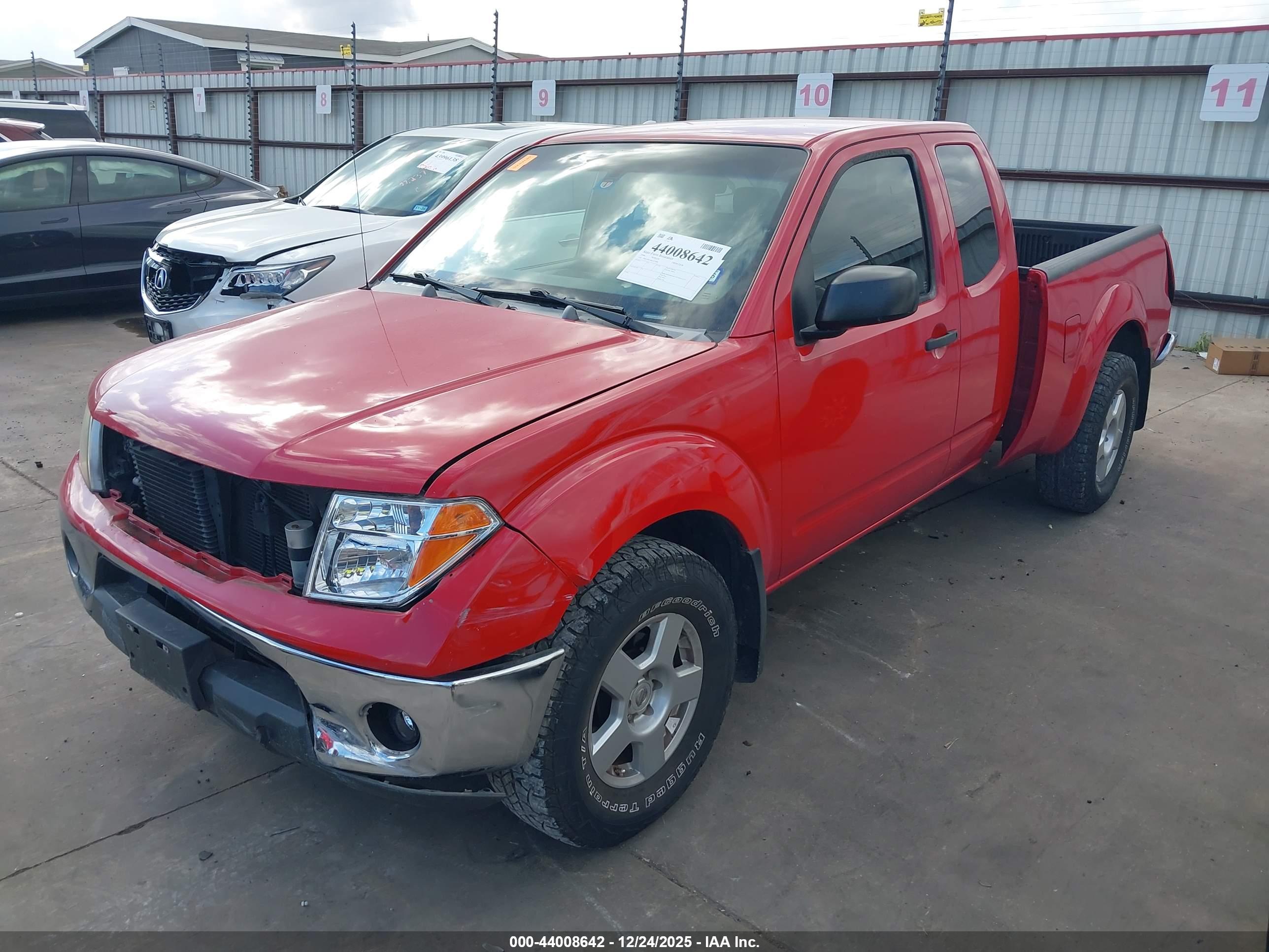 NISSAN FRONTIER image 2