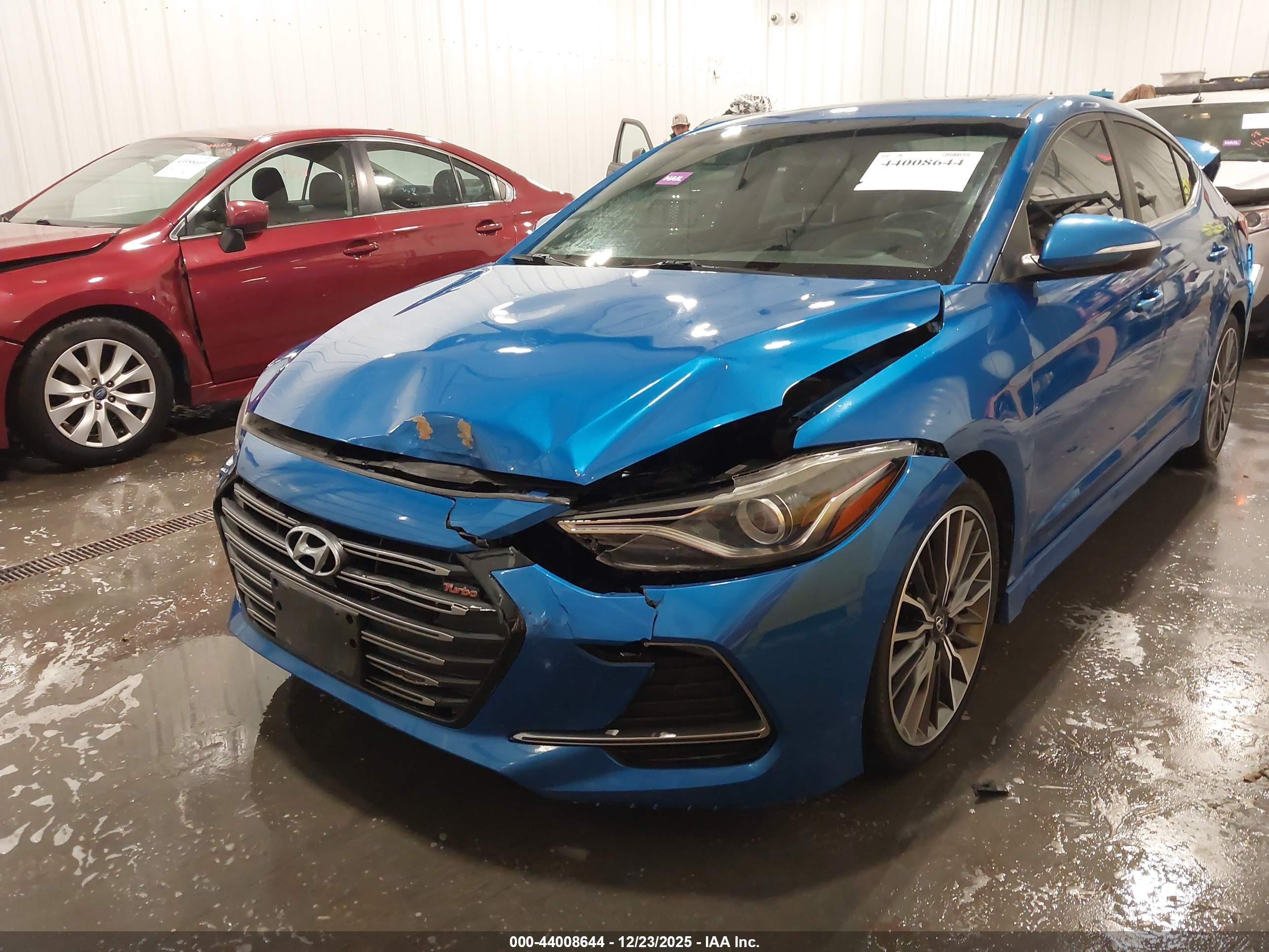 HYUNDAI ELANTRA image 6