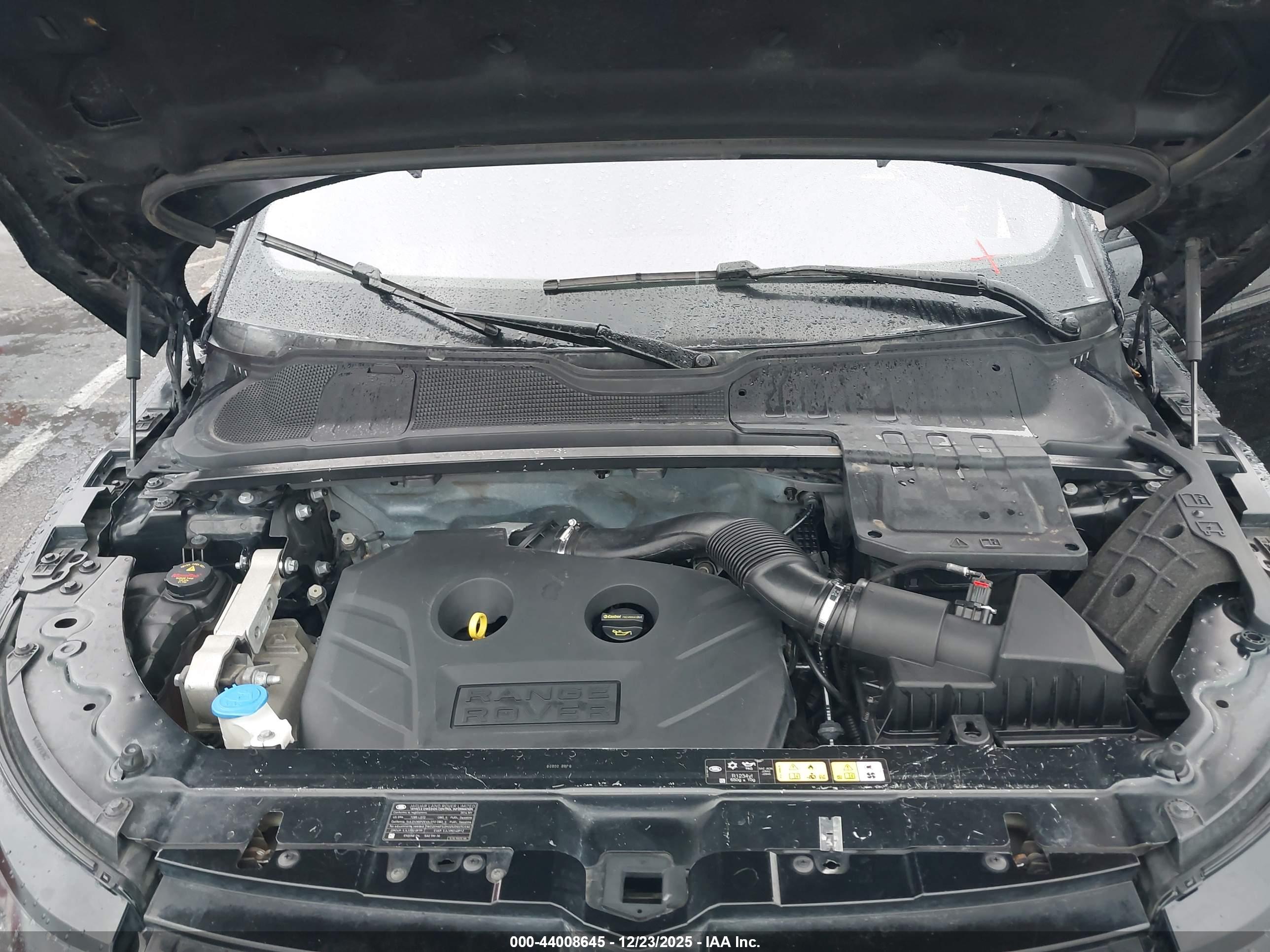 LAND ROVER image 10