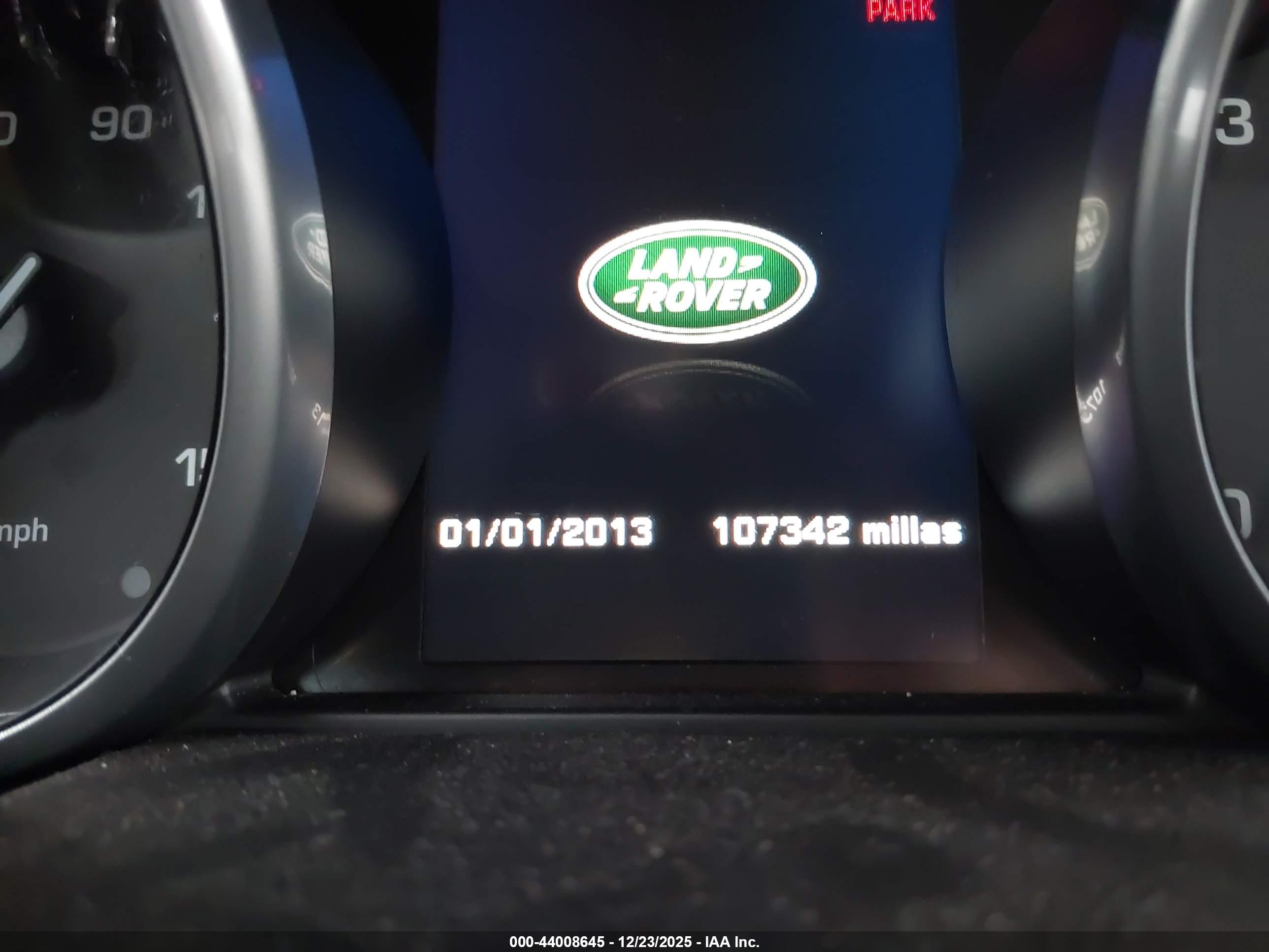 LAND ROVER image 7