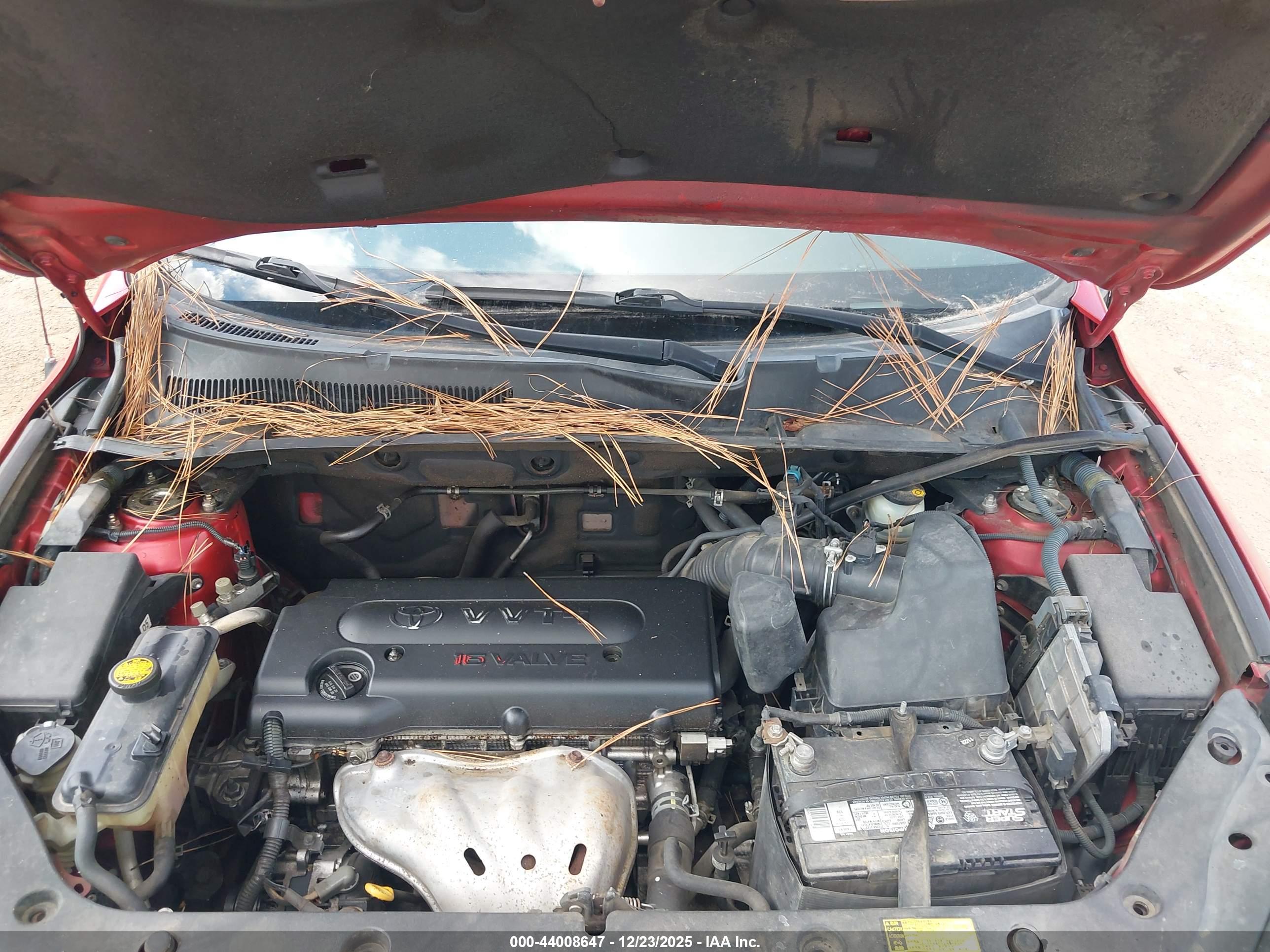 TOYOTA RAV4 image 10