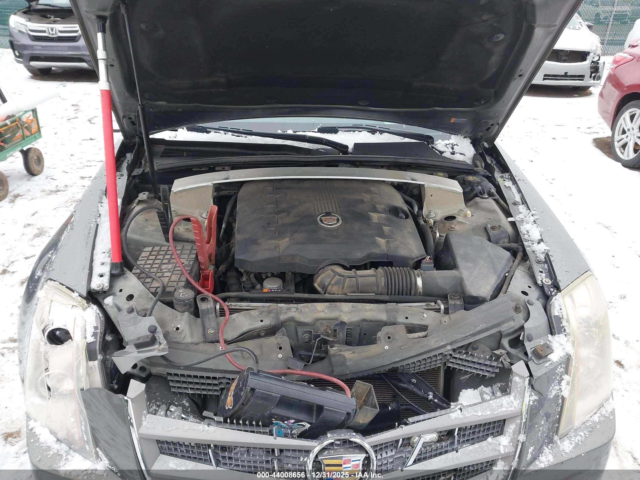 CADILLAC CTS image 10