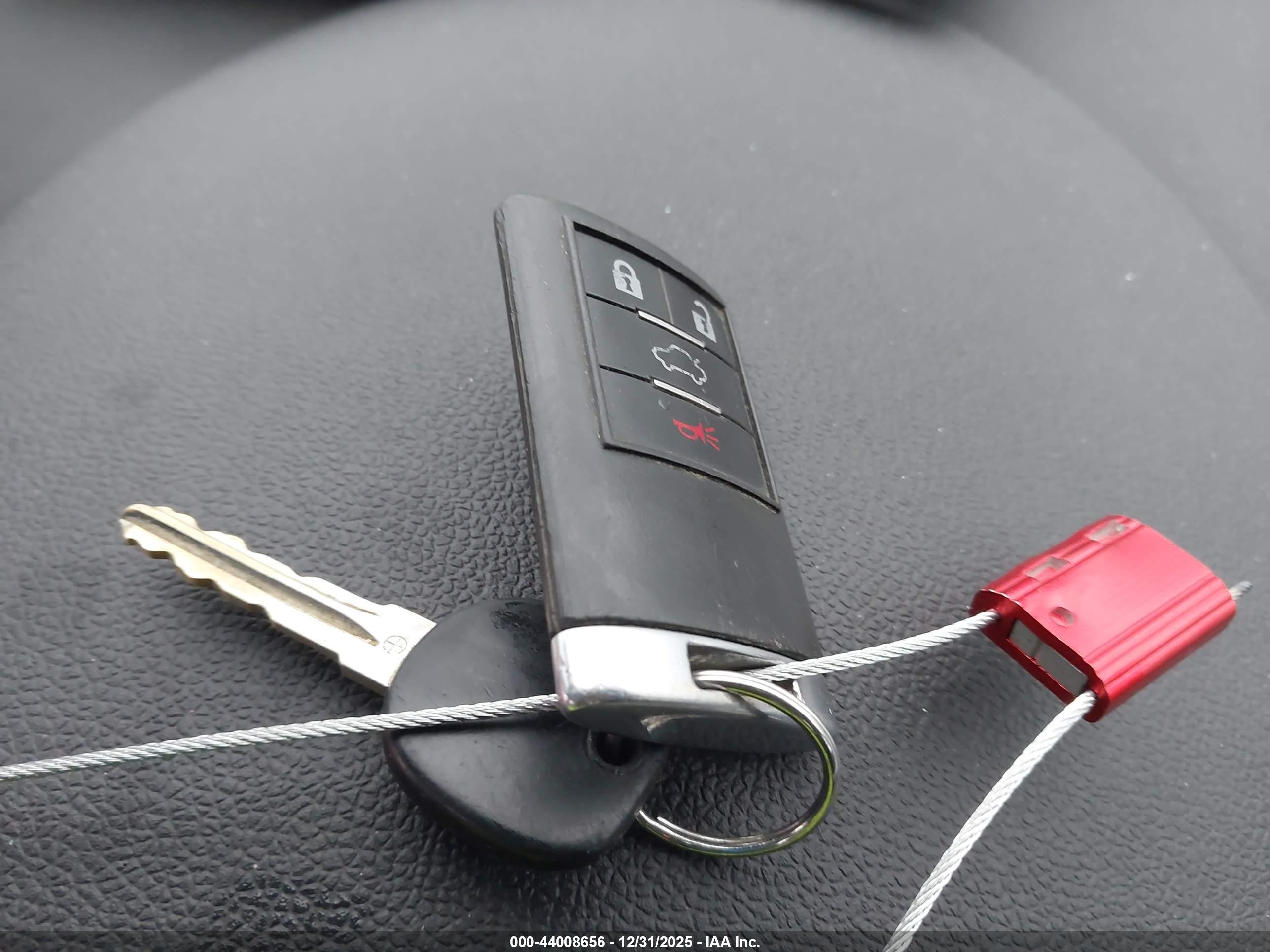 CADILLAC CTS image 11