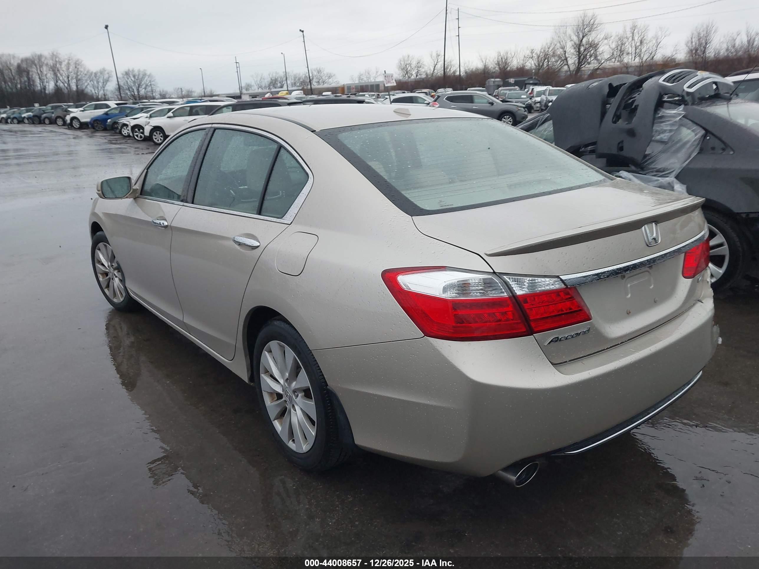 HONDA ACCORD image 3