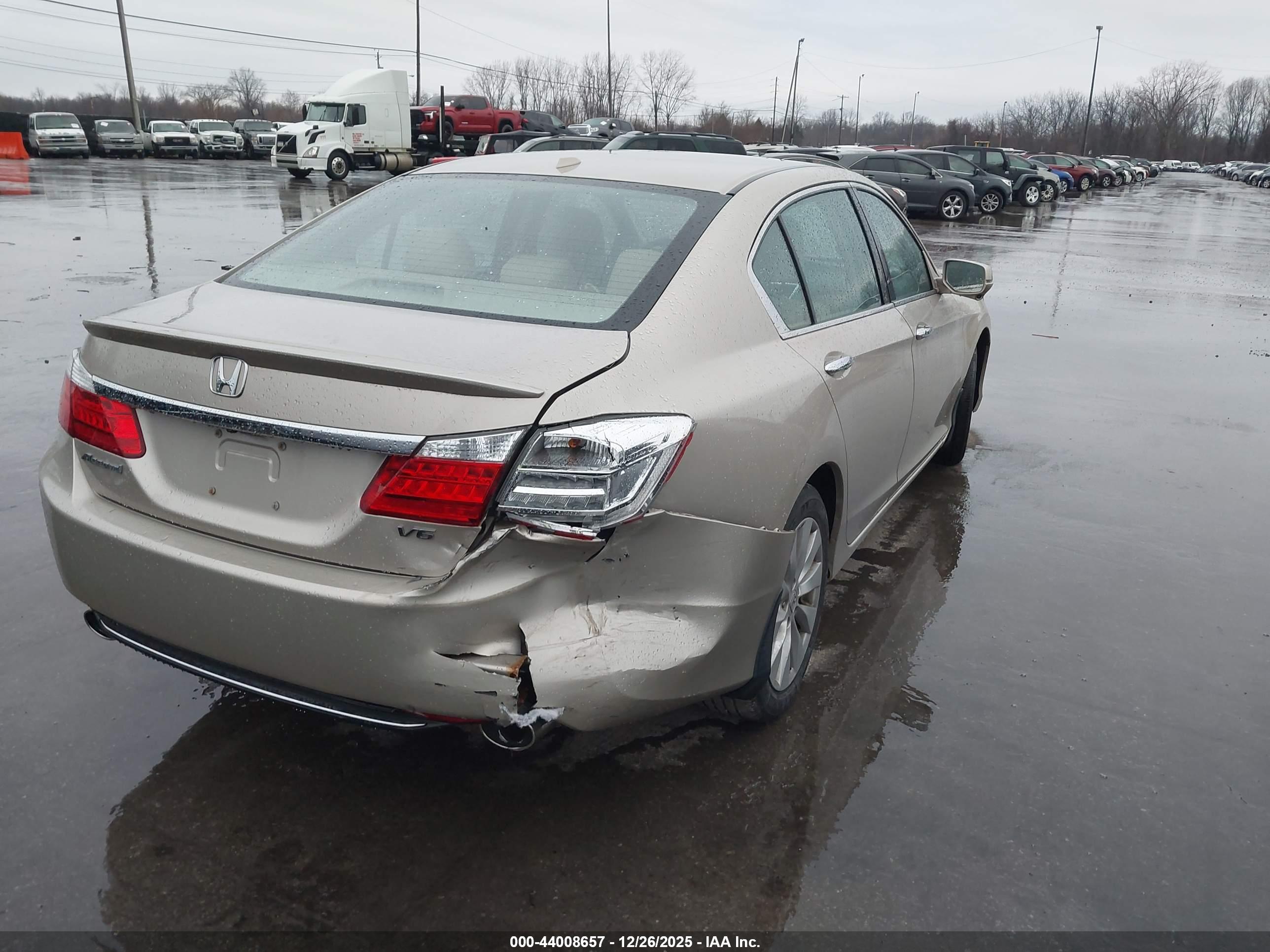 HONDA ACCORD image 4