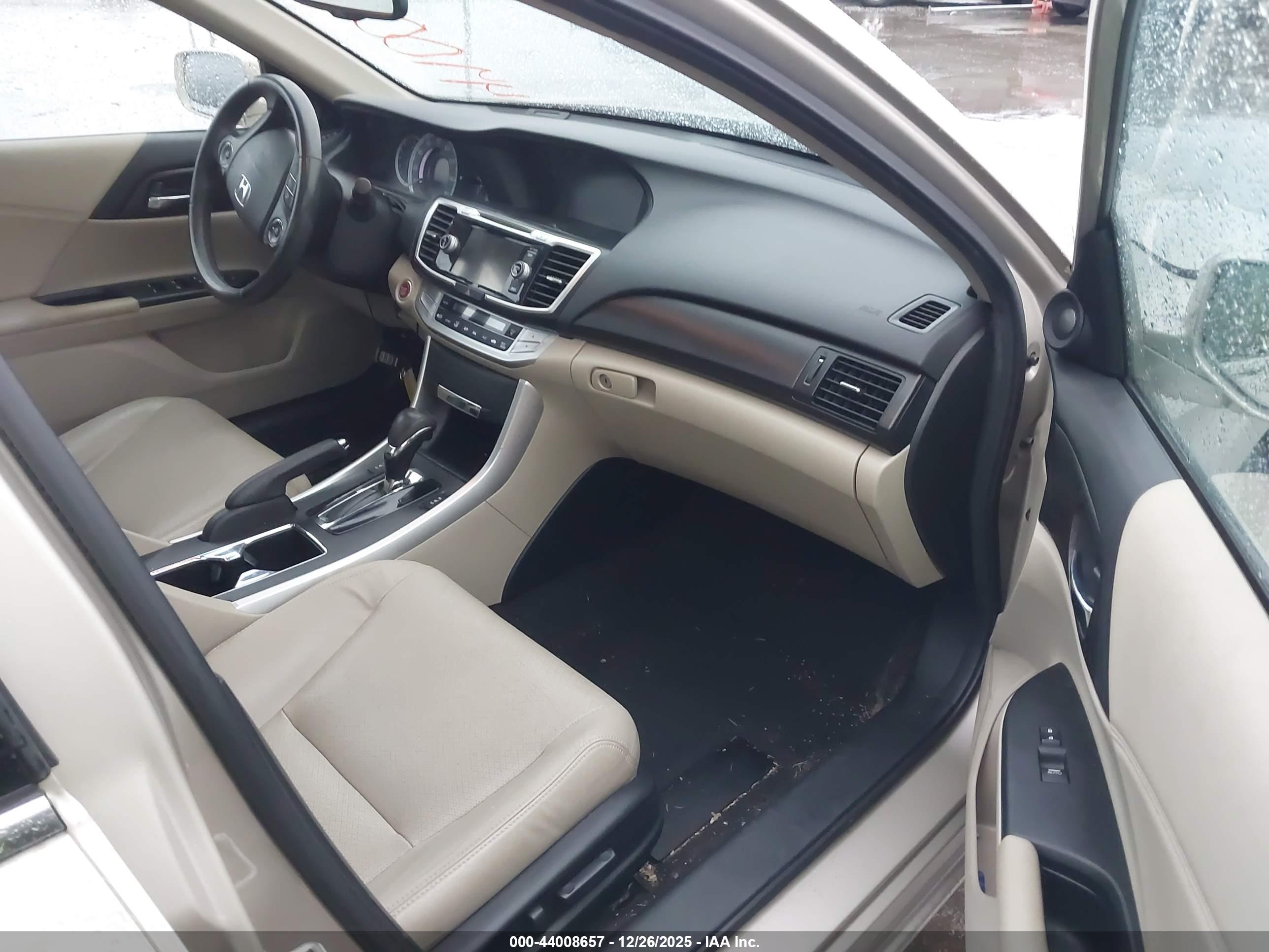 HONDA ACCORD image 5