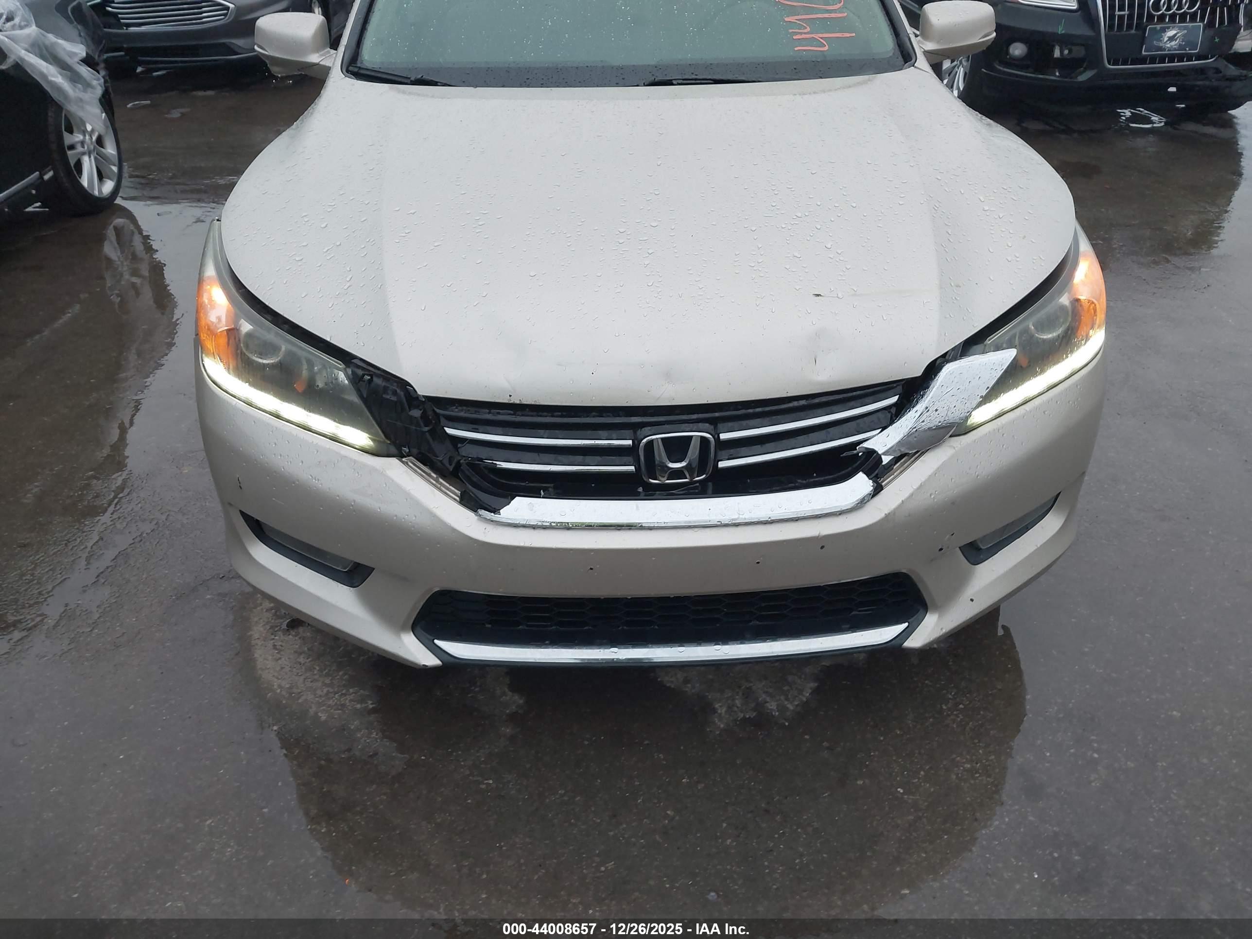 HONDA ACCORD image 6