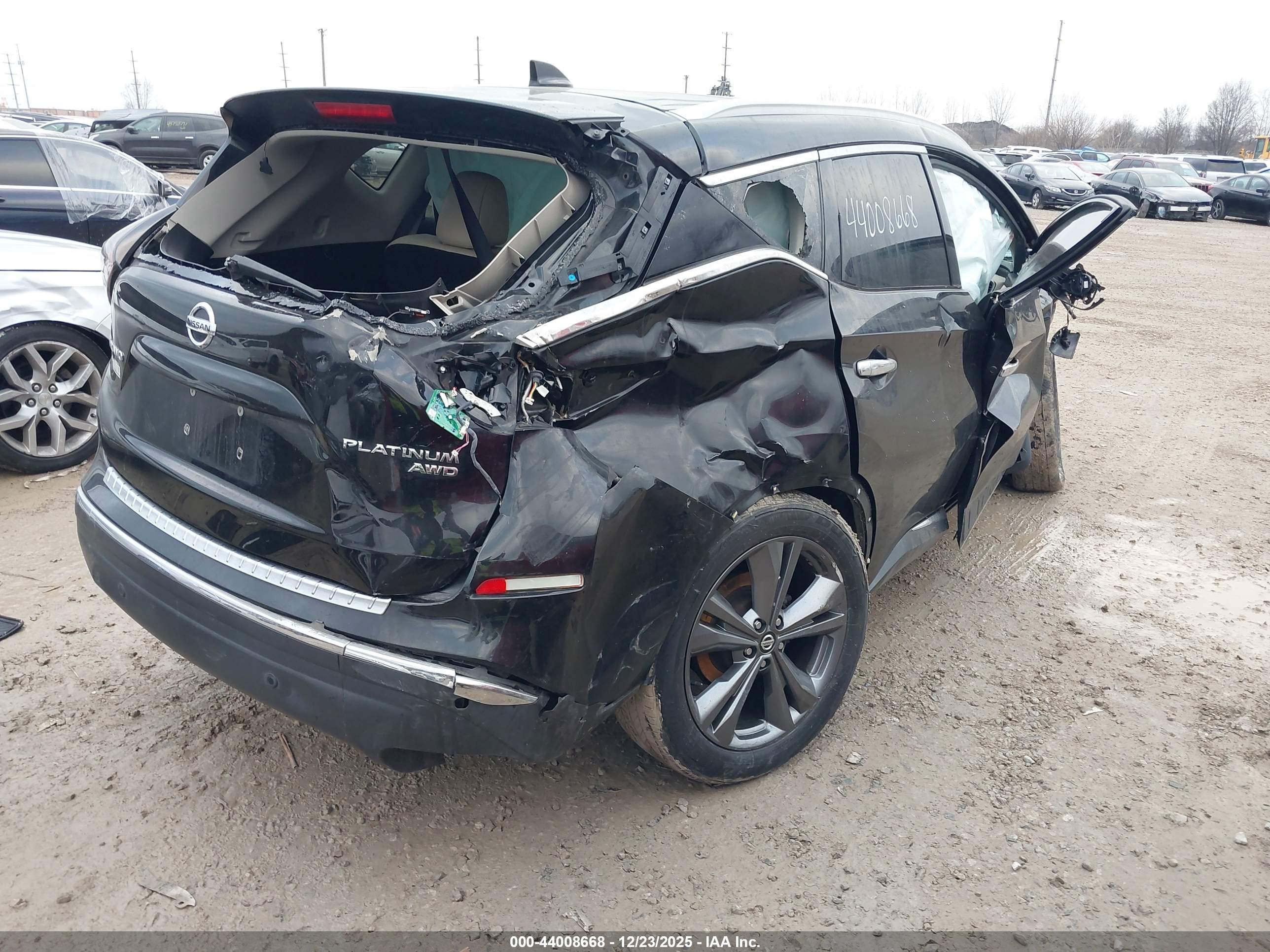 NISSAN MURANO image 4
