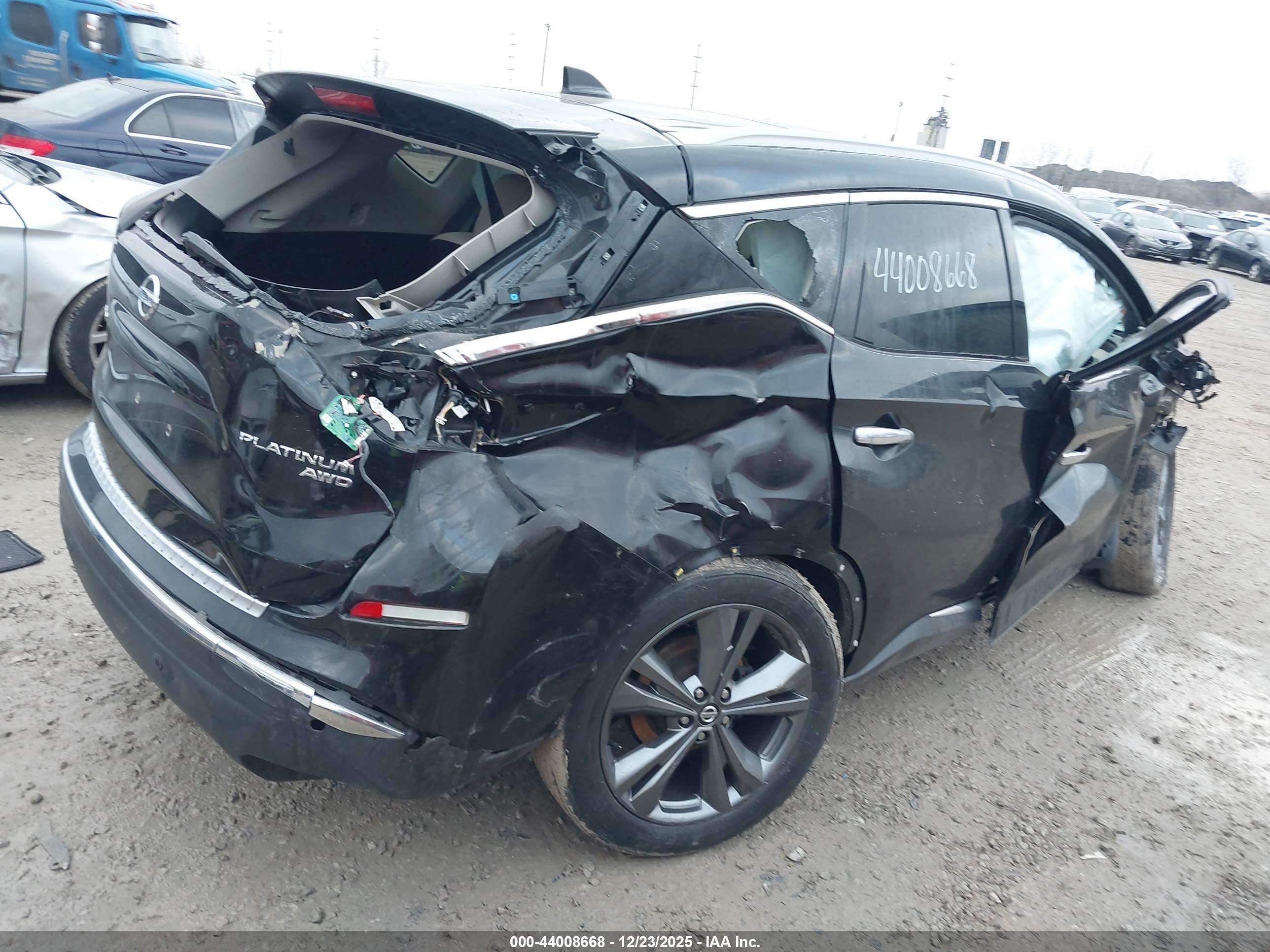 NISSAN MURANO image 6