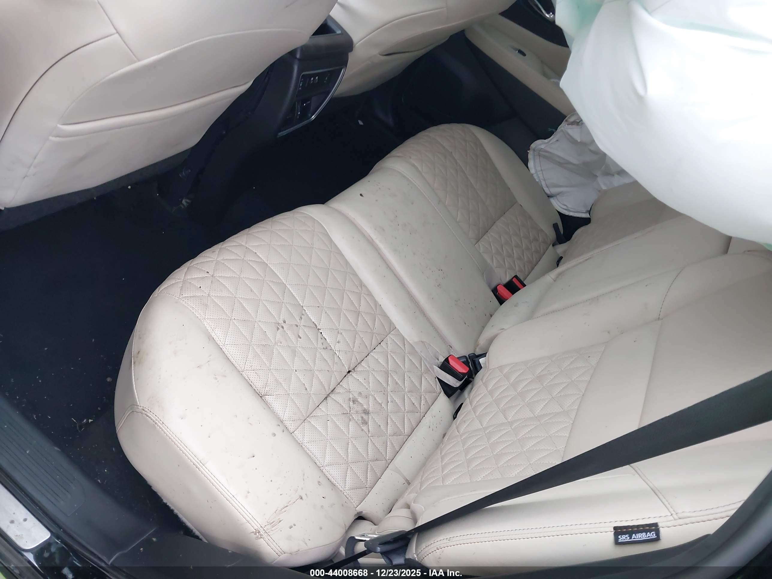 NISSAN MURANO image 8