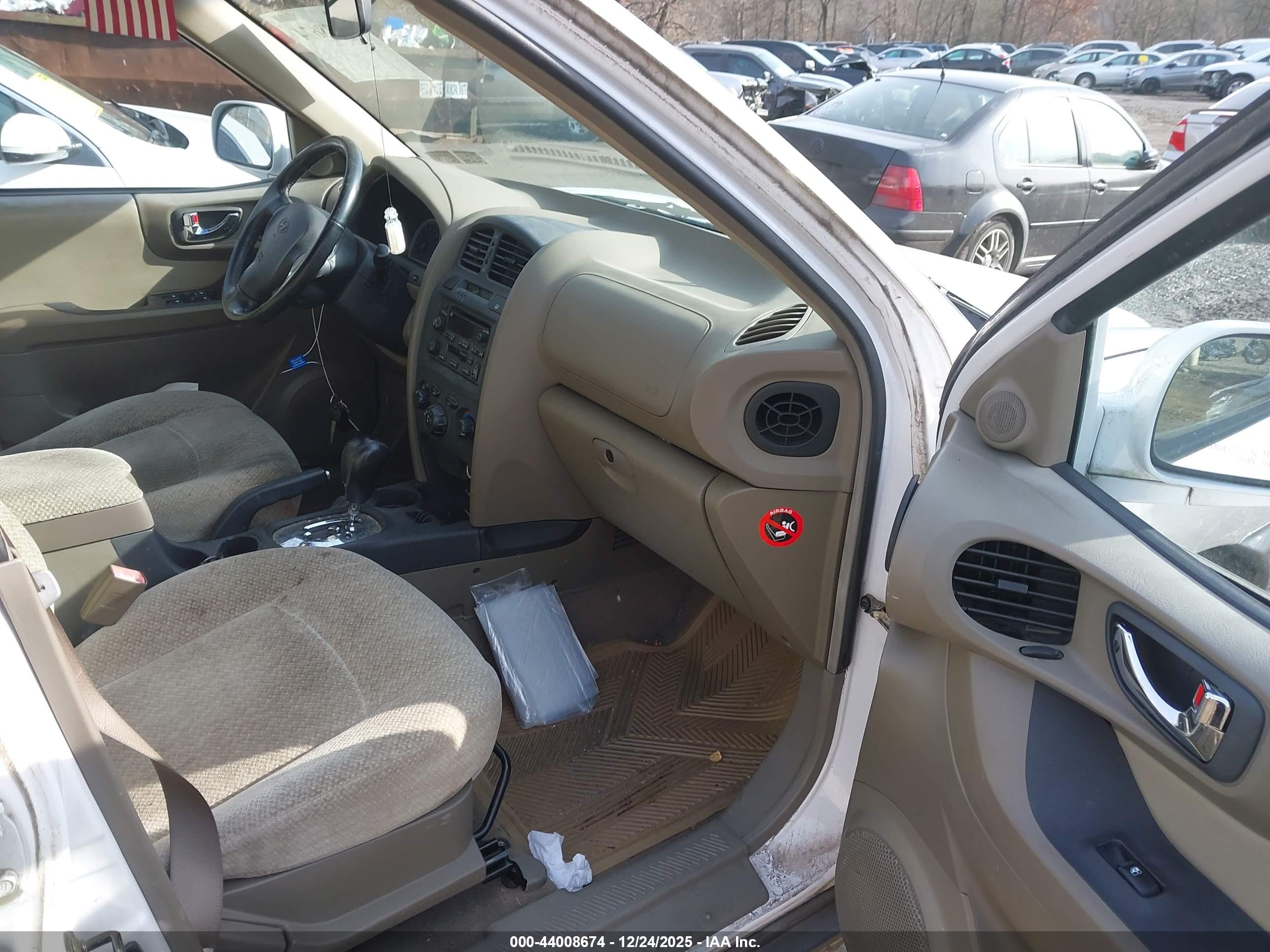 HYUNDAI SANTA image 5