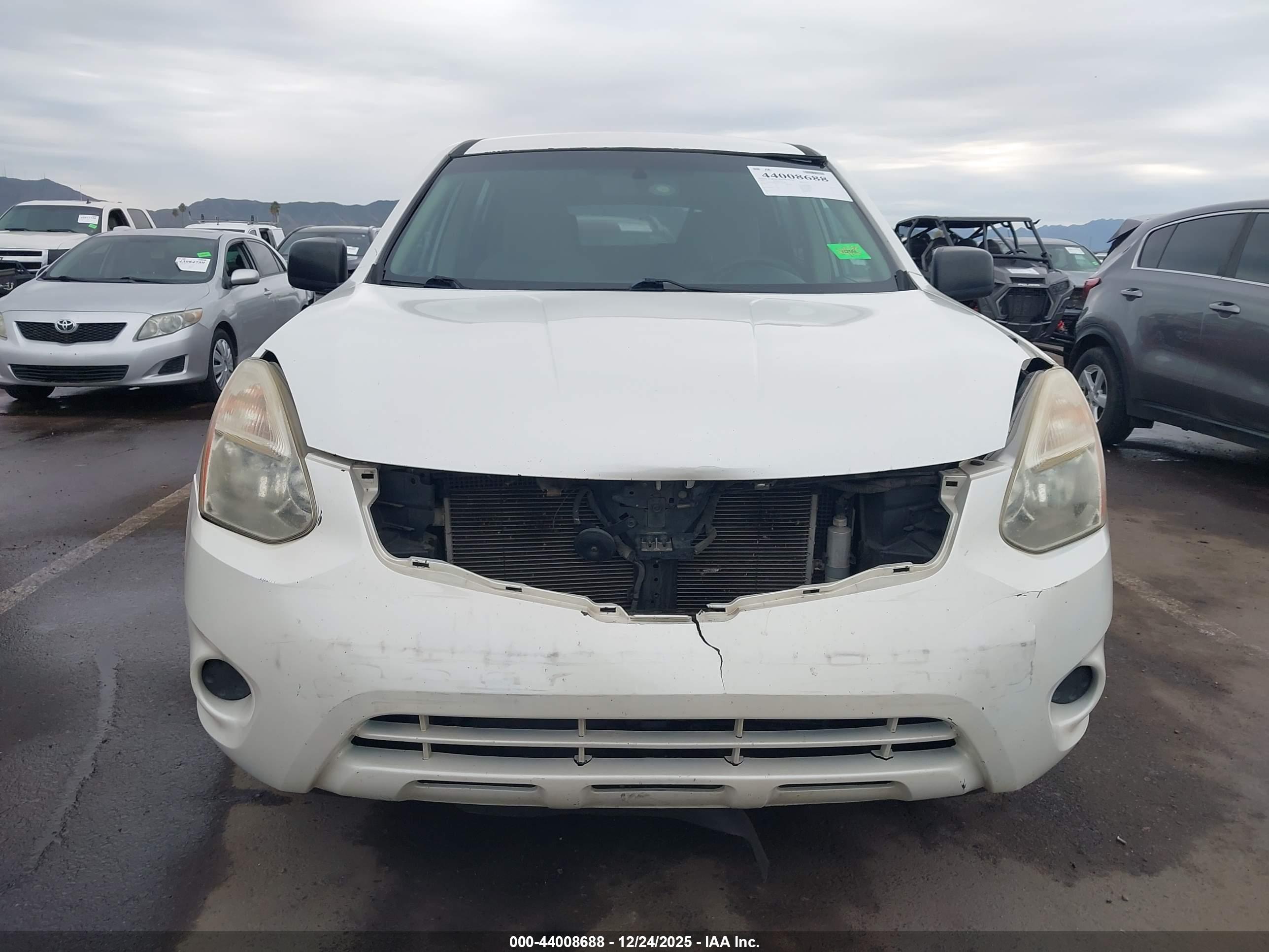 NISSAN ROGUE image 6
