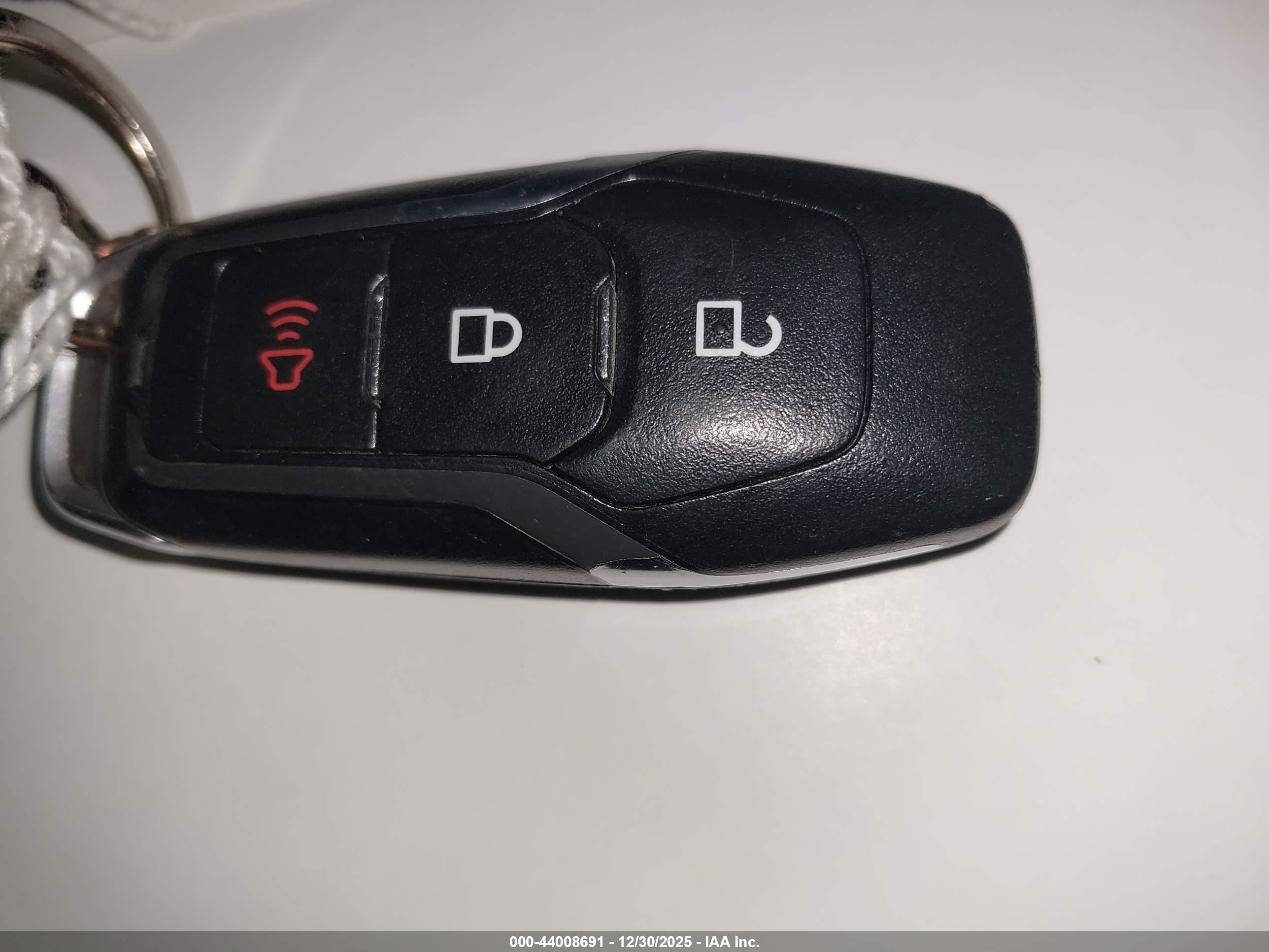 FORD EXPLORER image 11