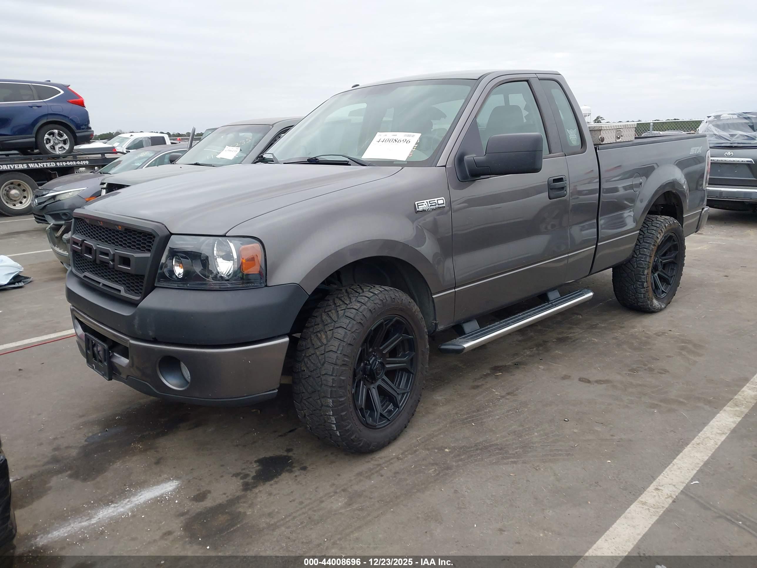 FORD F-150 image 2