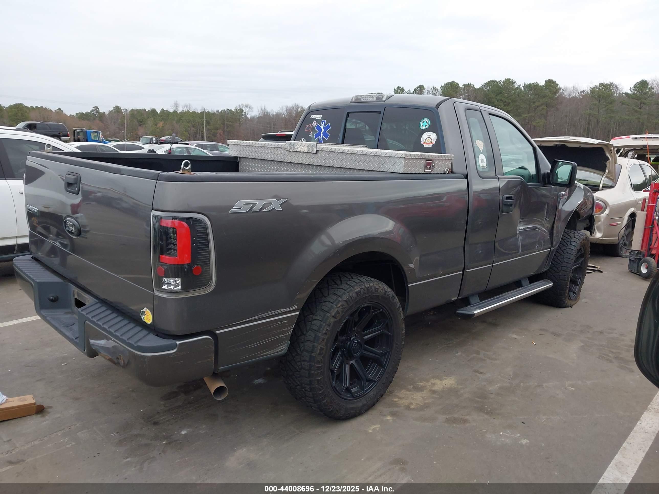 FORD F-150 image 4