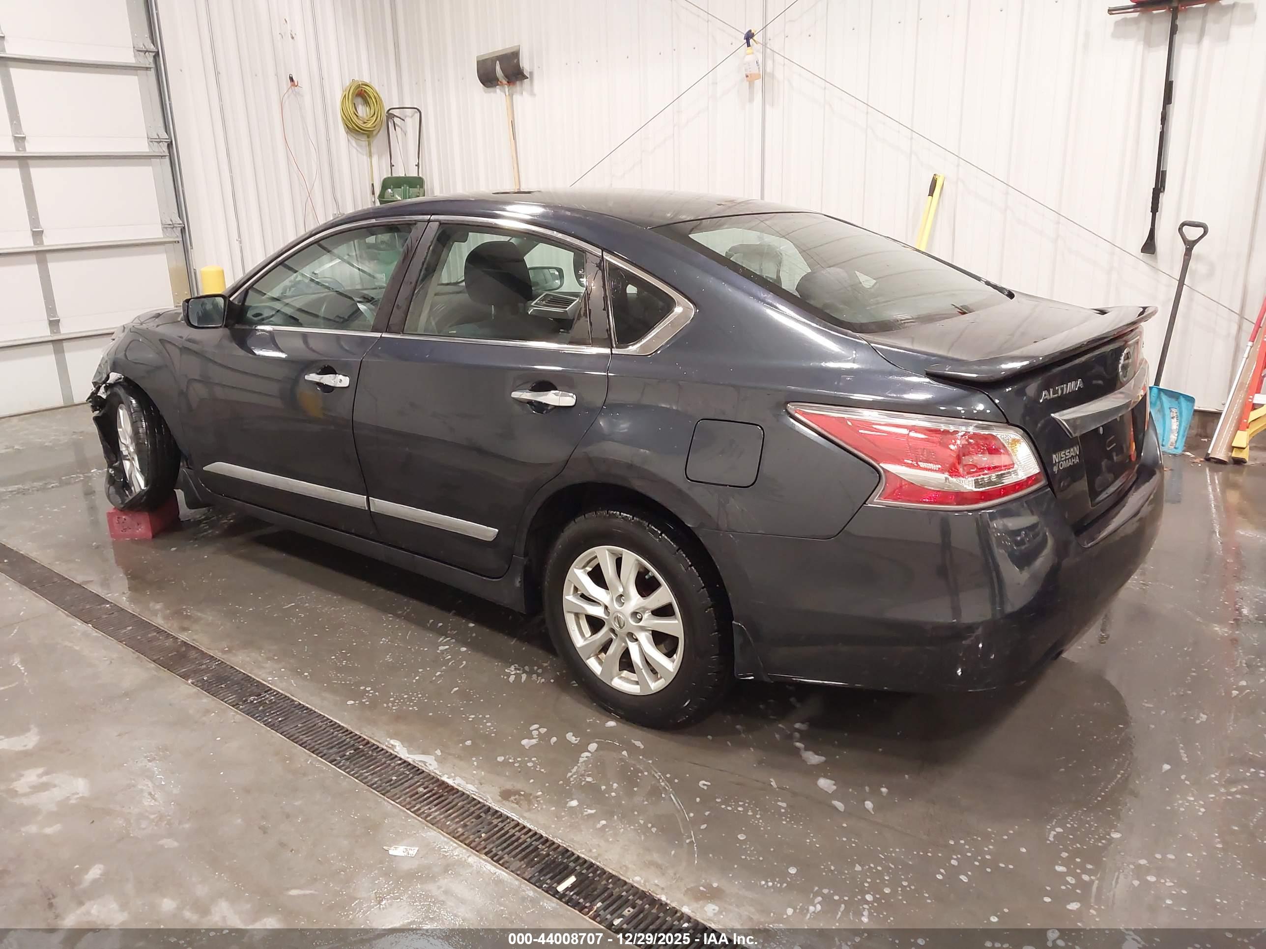 NISSAN ALTIMA image 3