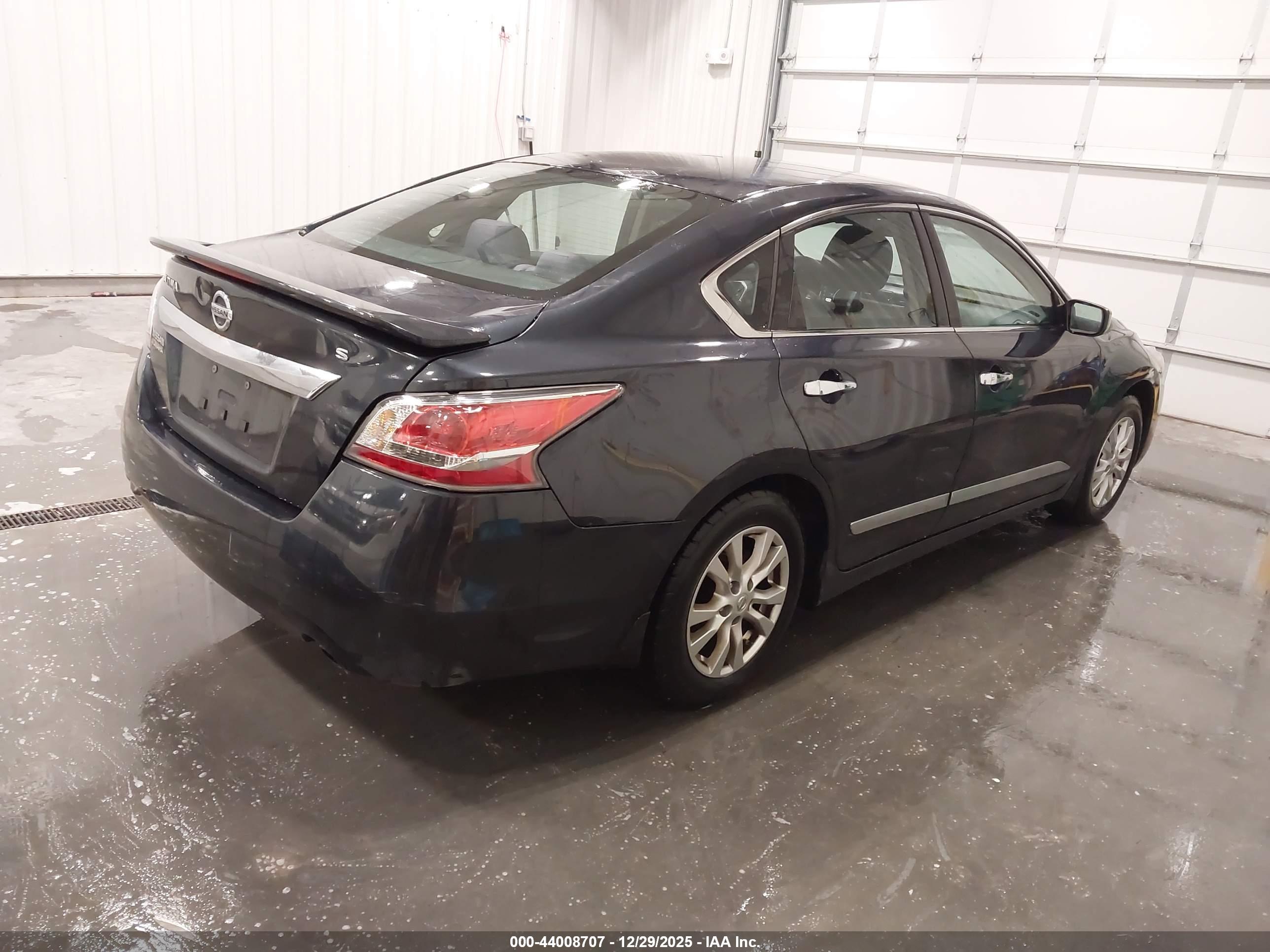 NISSAN ALTIMA image 4