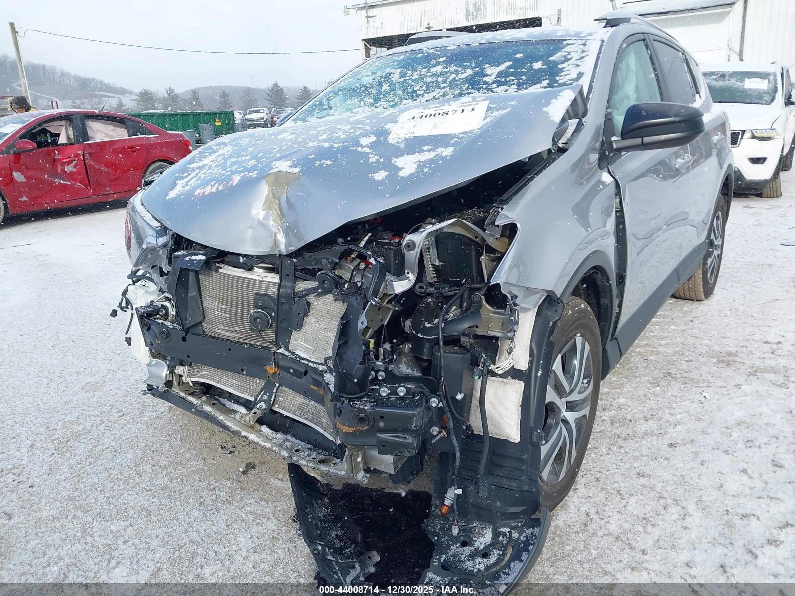 TOYOTA RAV4 image 6