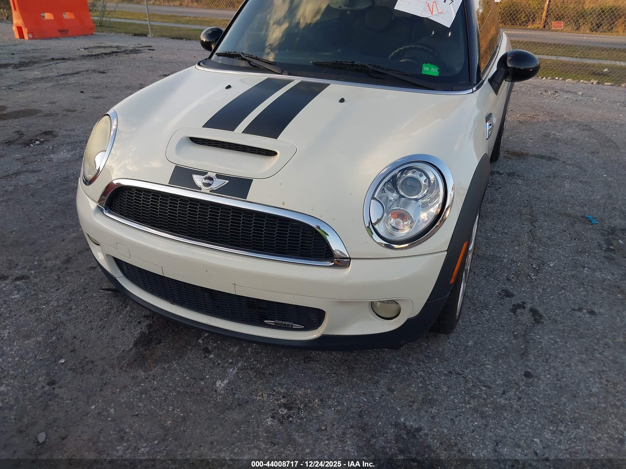 MINI JOHN image 6