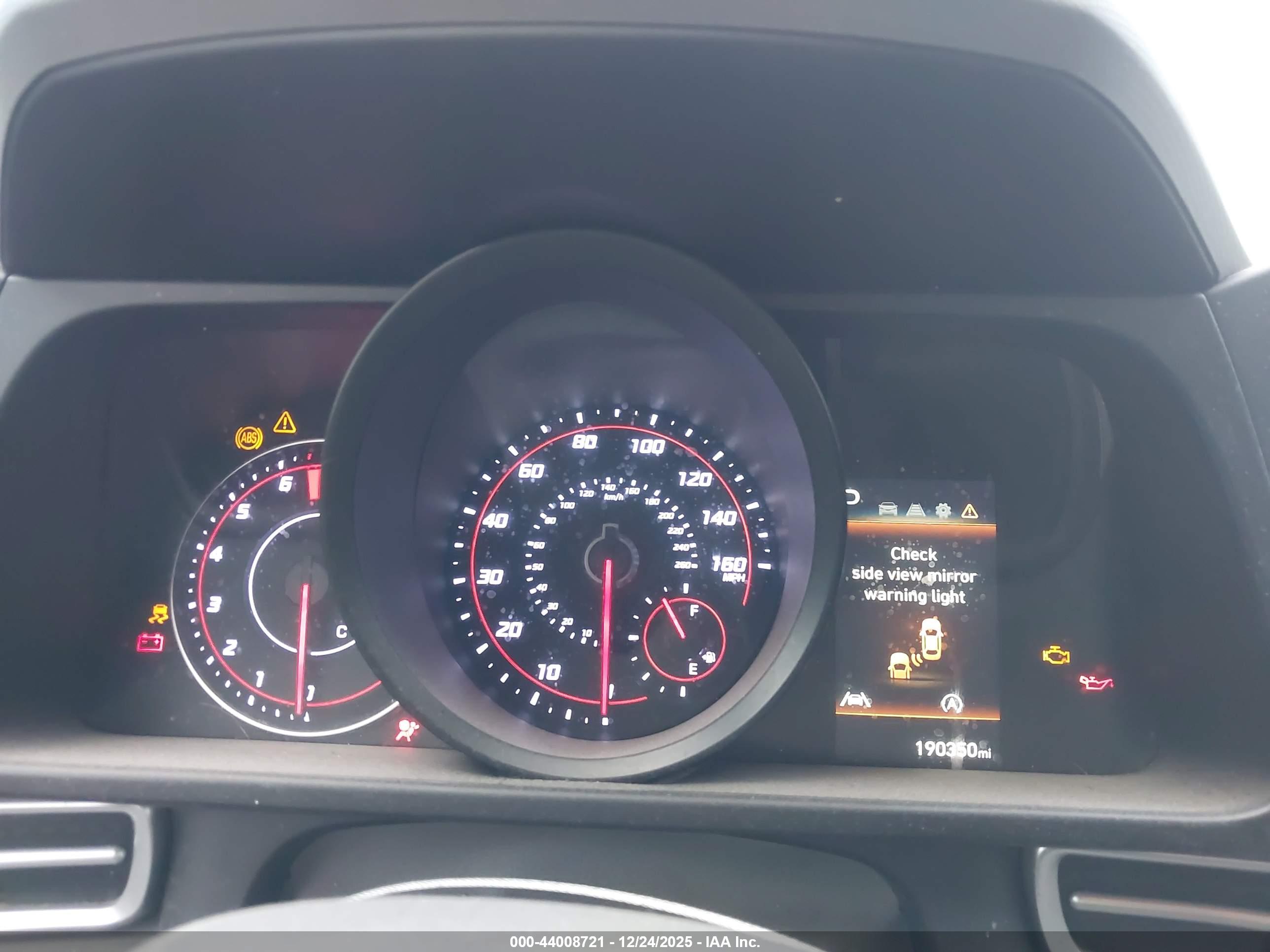 HYUNDAI ELANTRA image 7