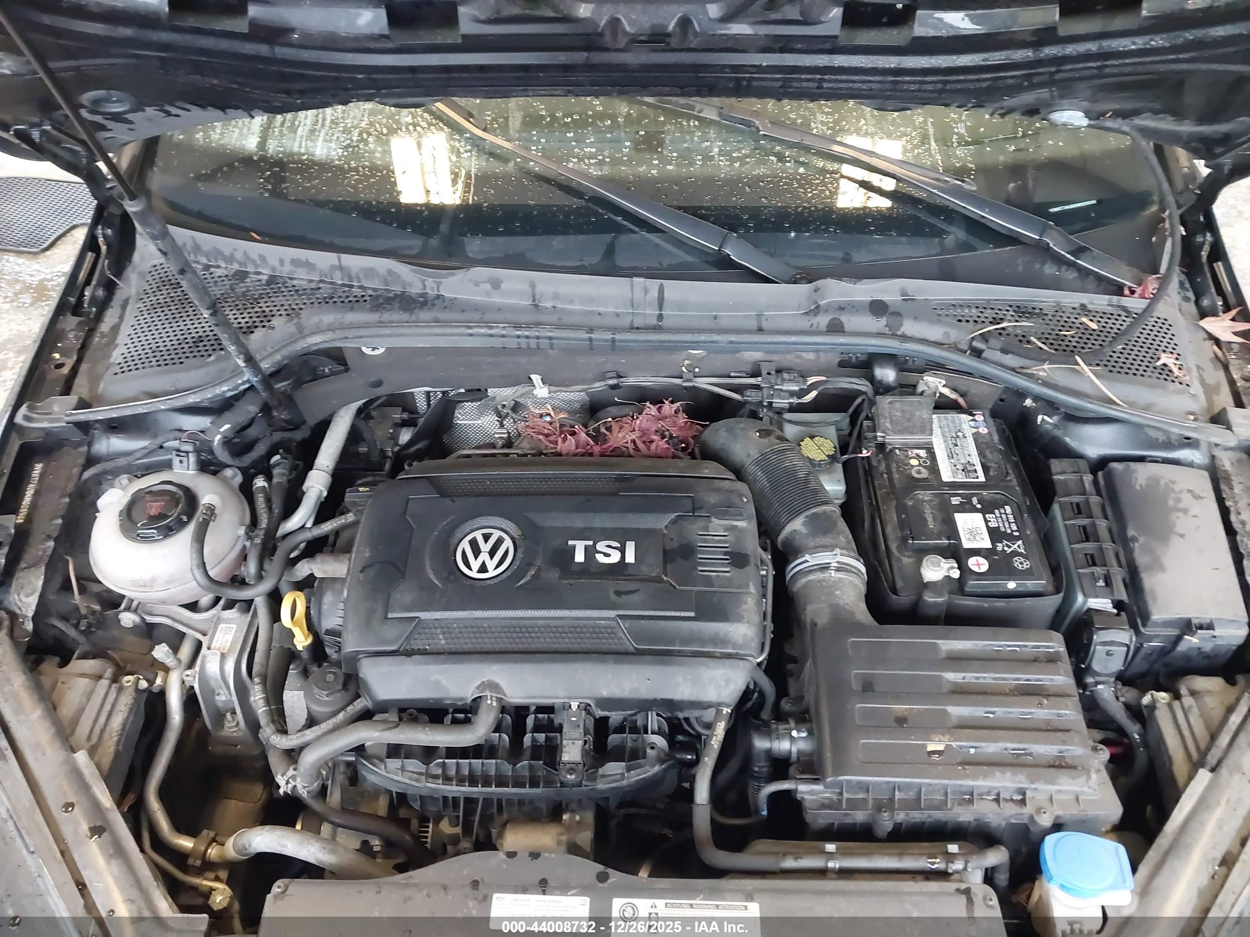 VOLKSWAGEN GOLF image 10