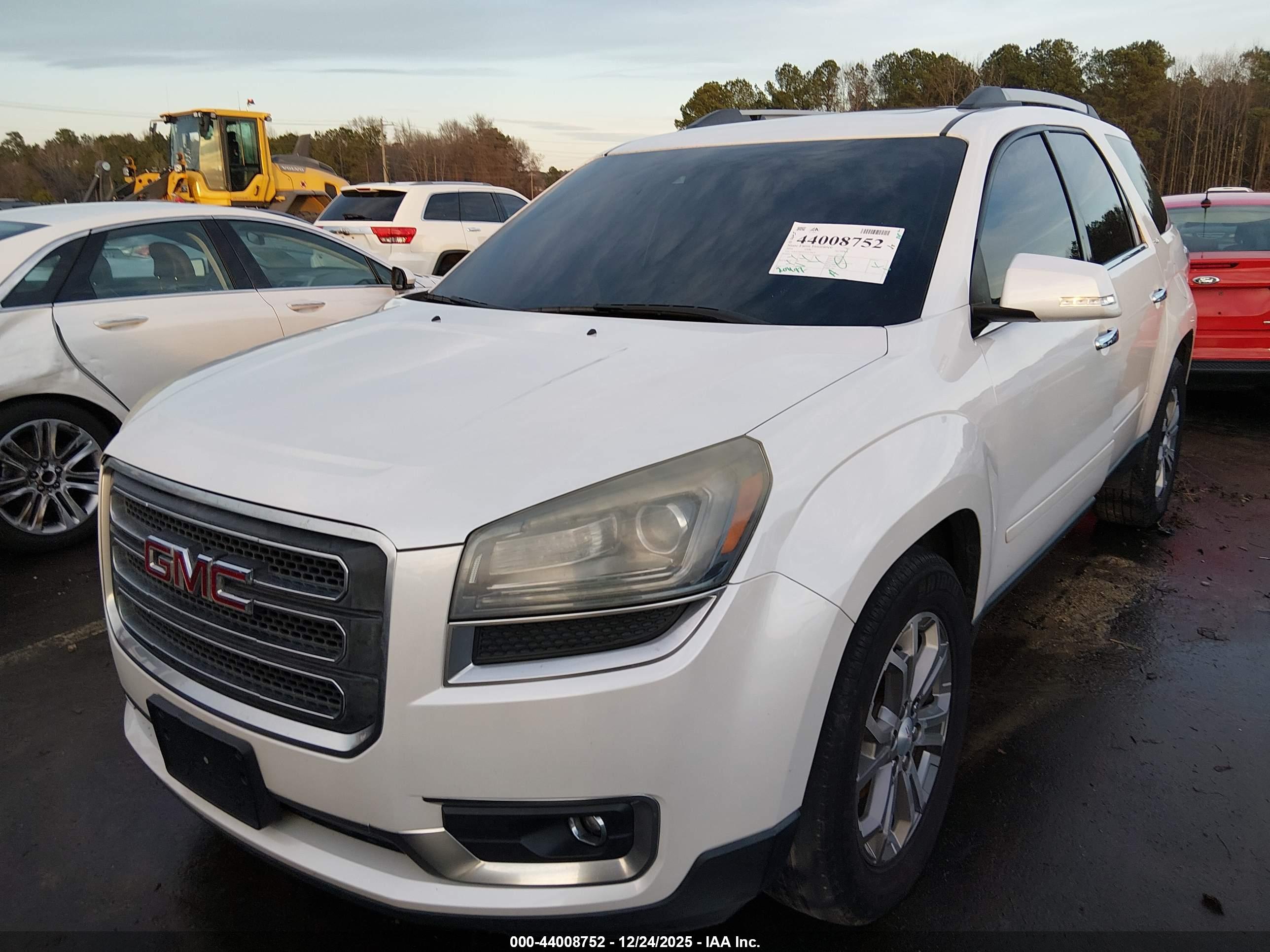 GMC ACADIA image 6