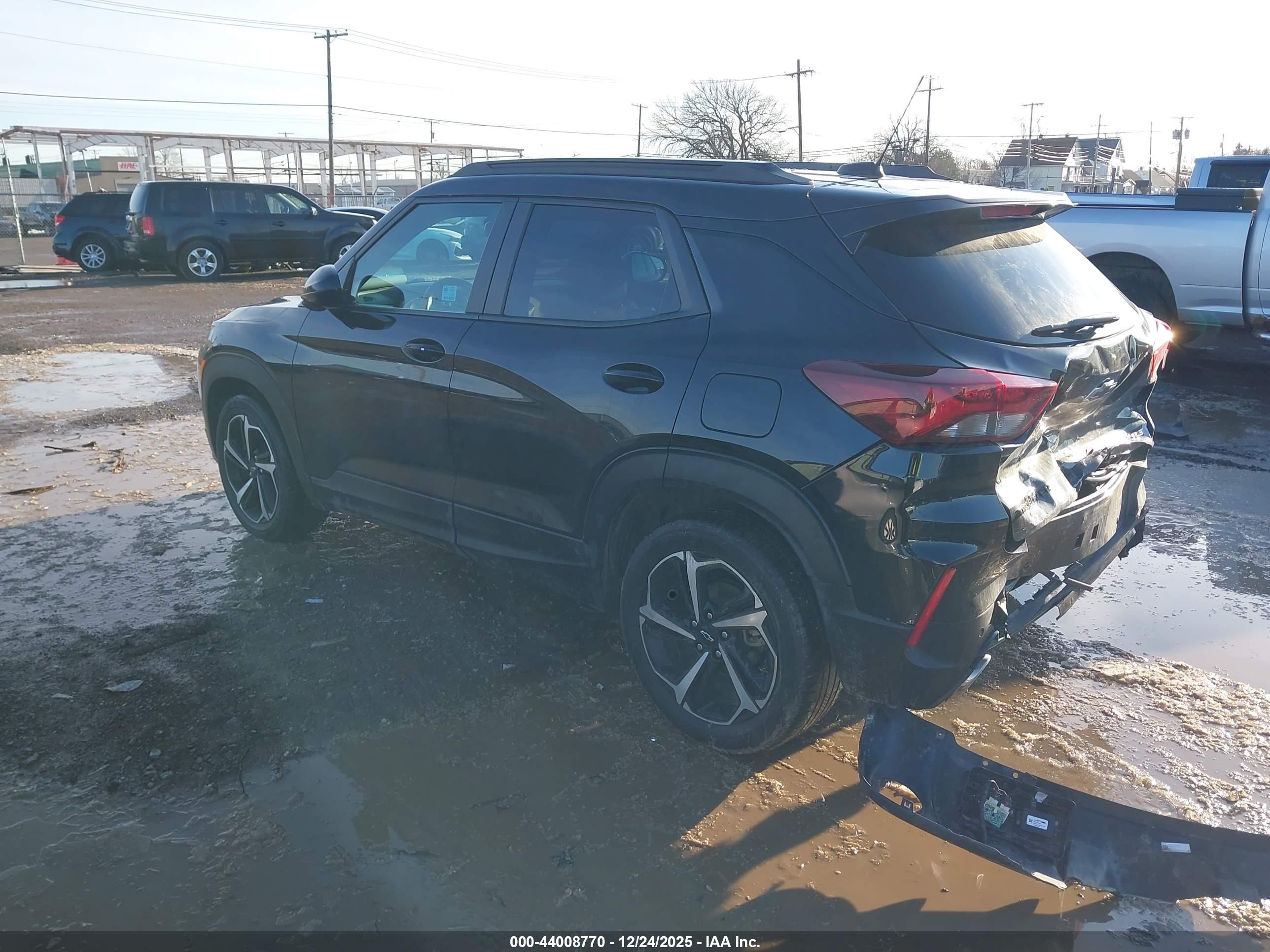 CHEVROLET TRAILBLAZER image 3