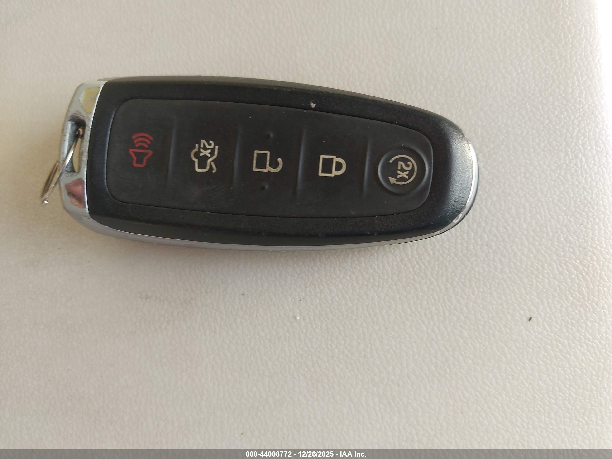 FORD ESCAPE image 11