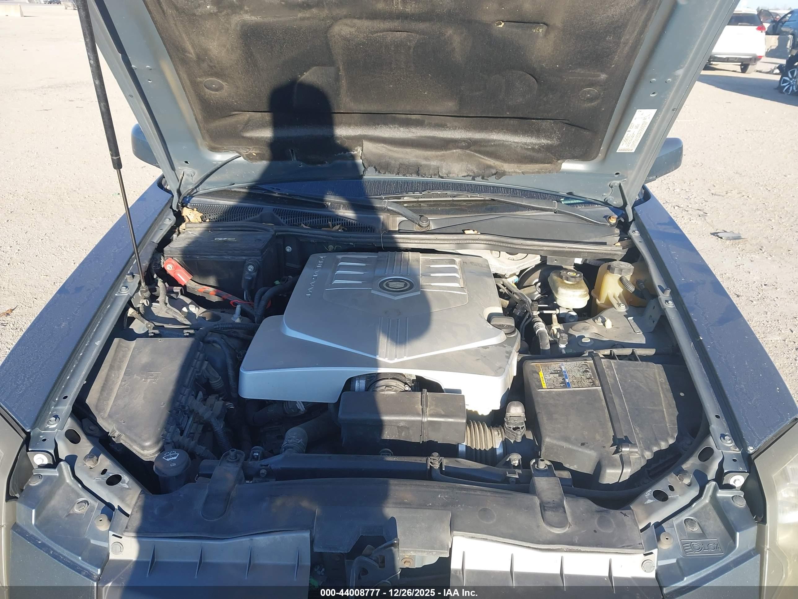 CADILLAC CTS image 10