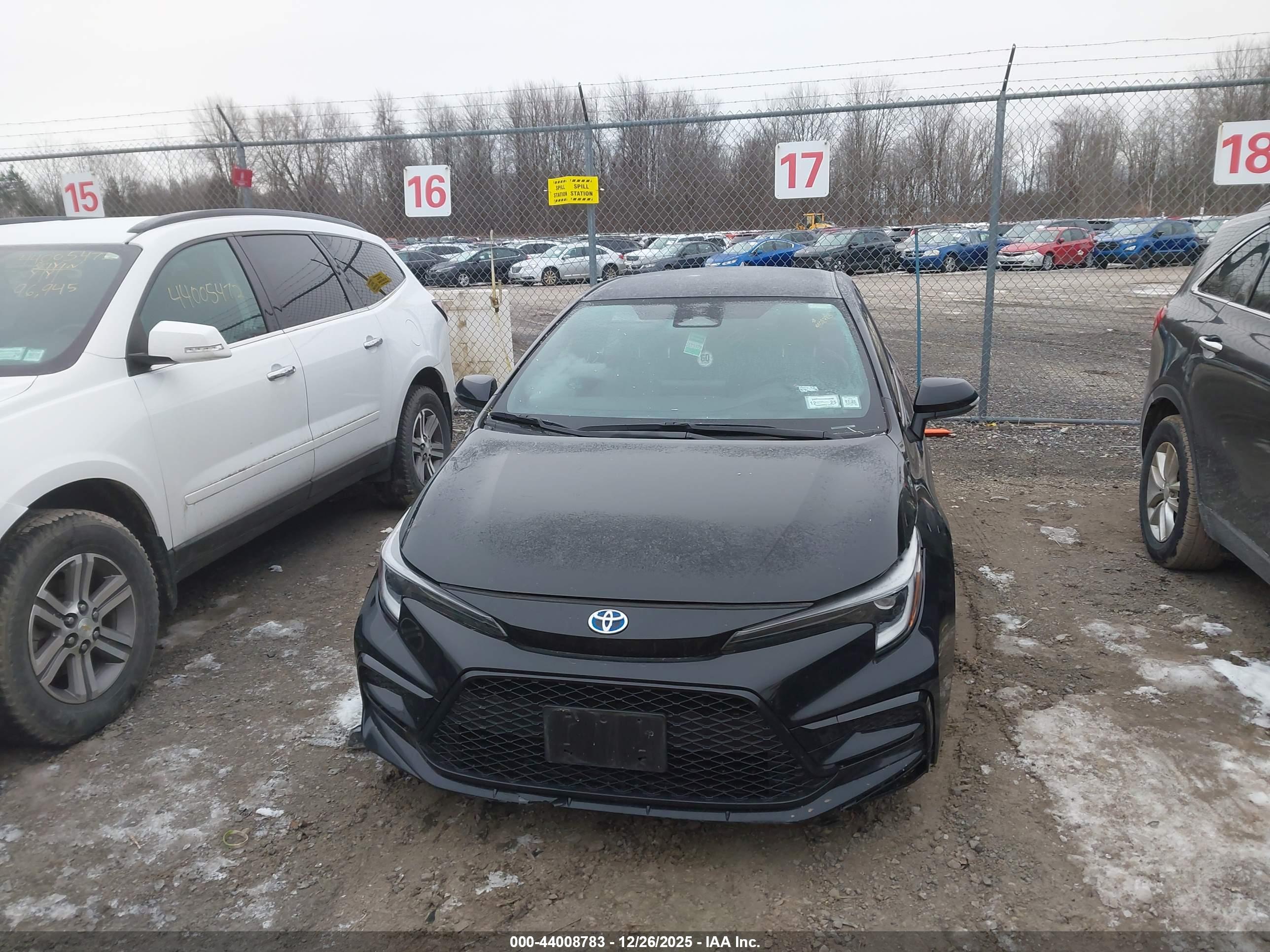 TOYOTA COROLLA image 6