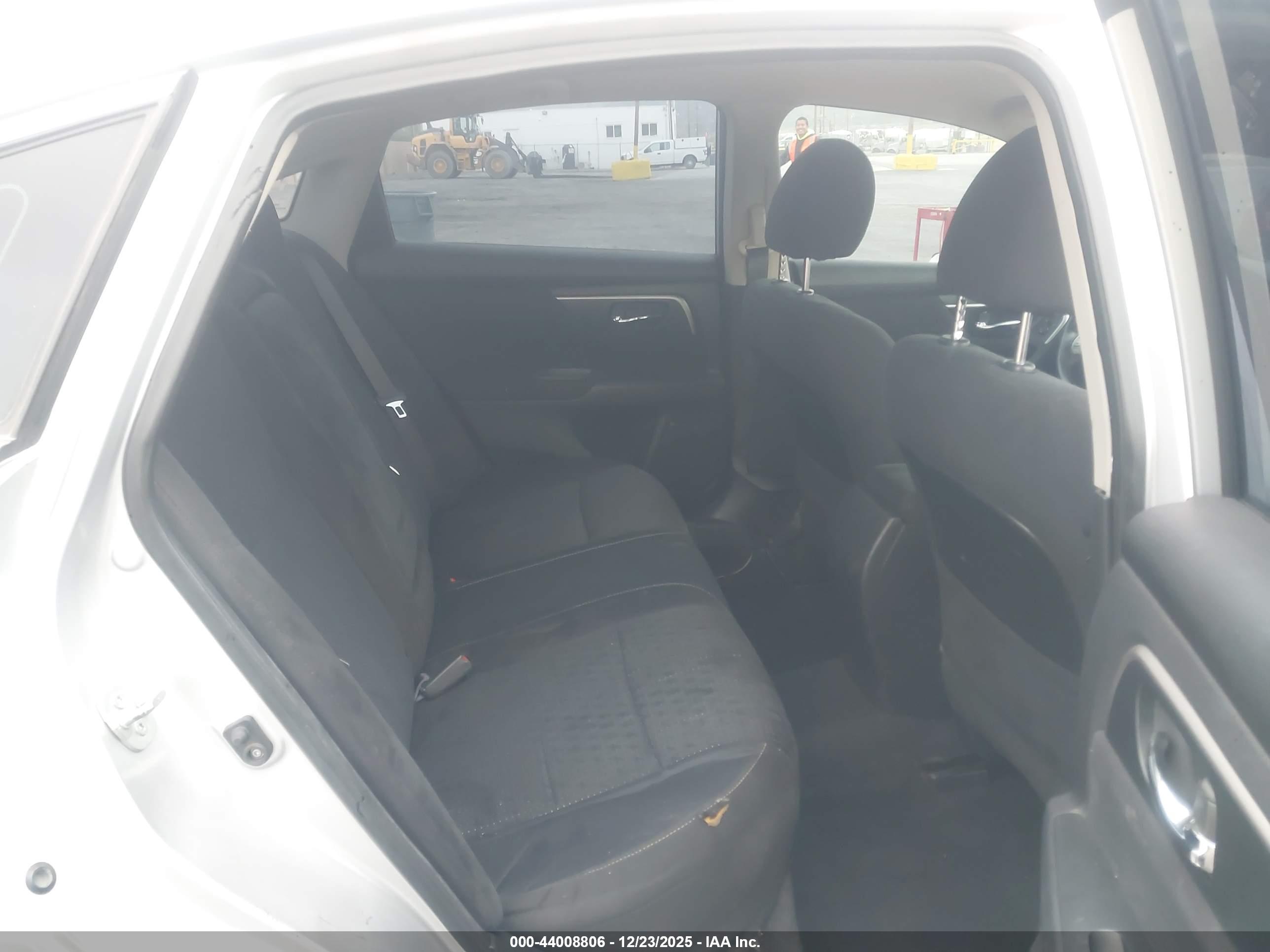 NISSAN ALTIMA image 8