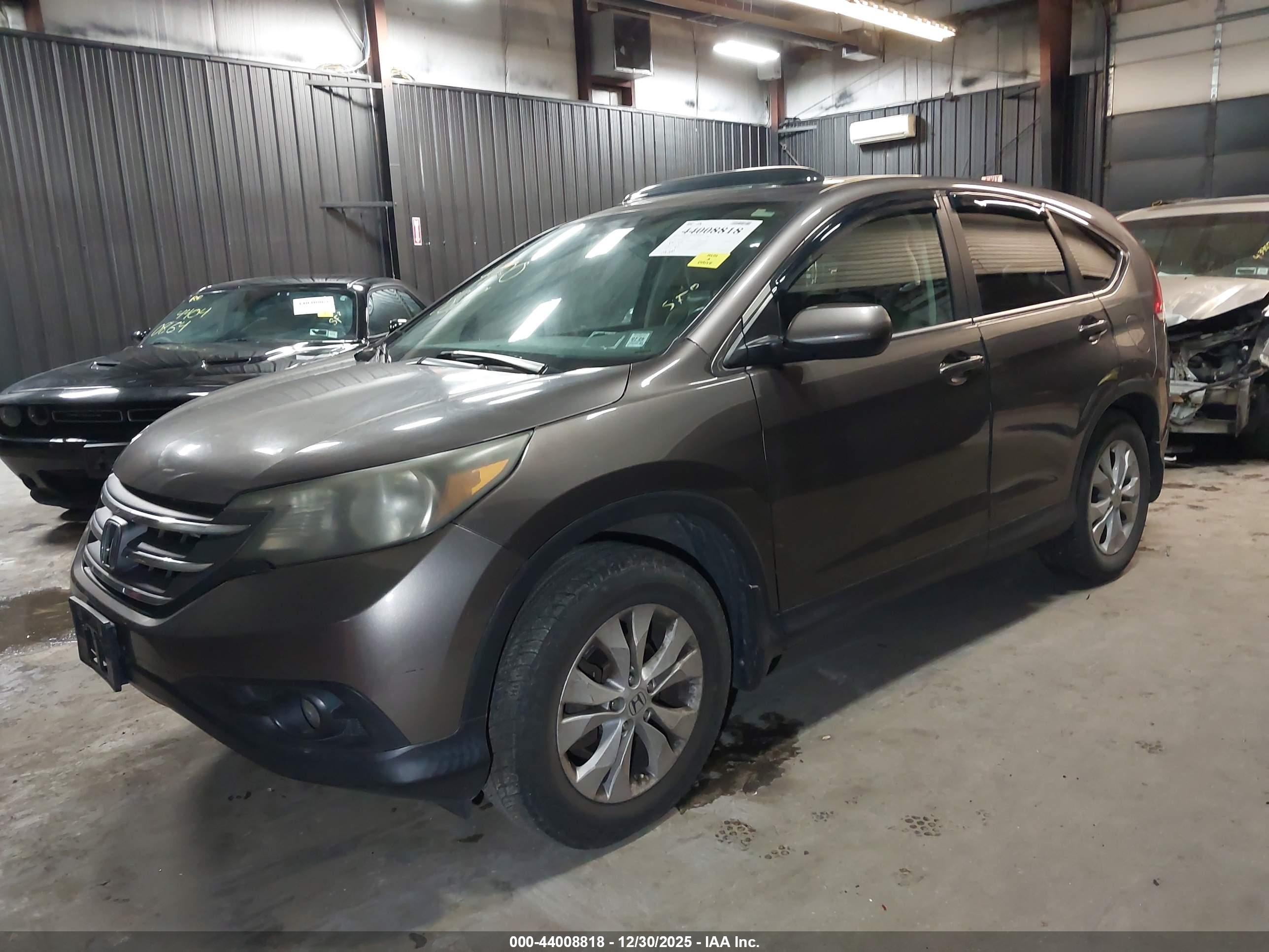HONDA CR-V image 2