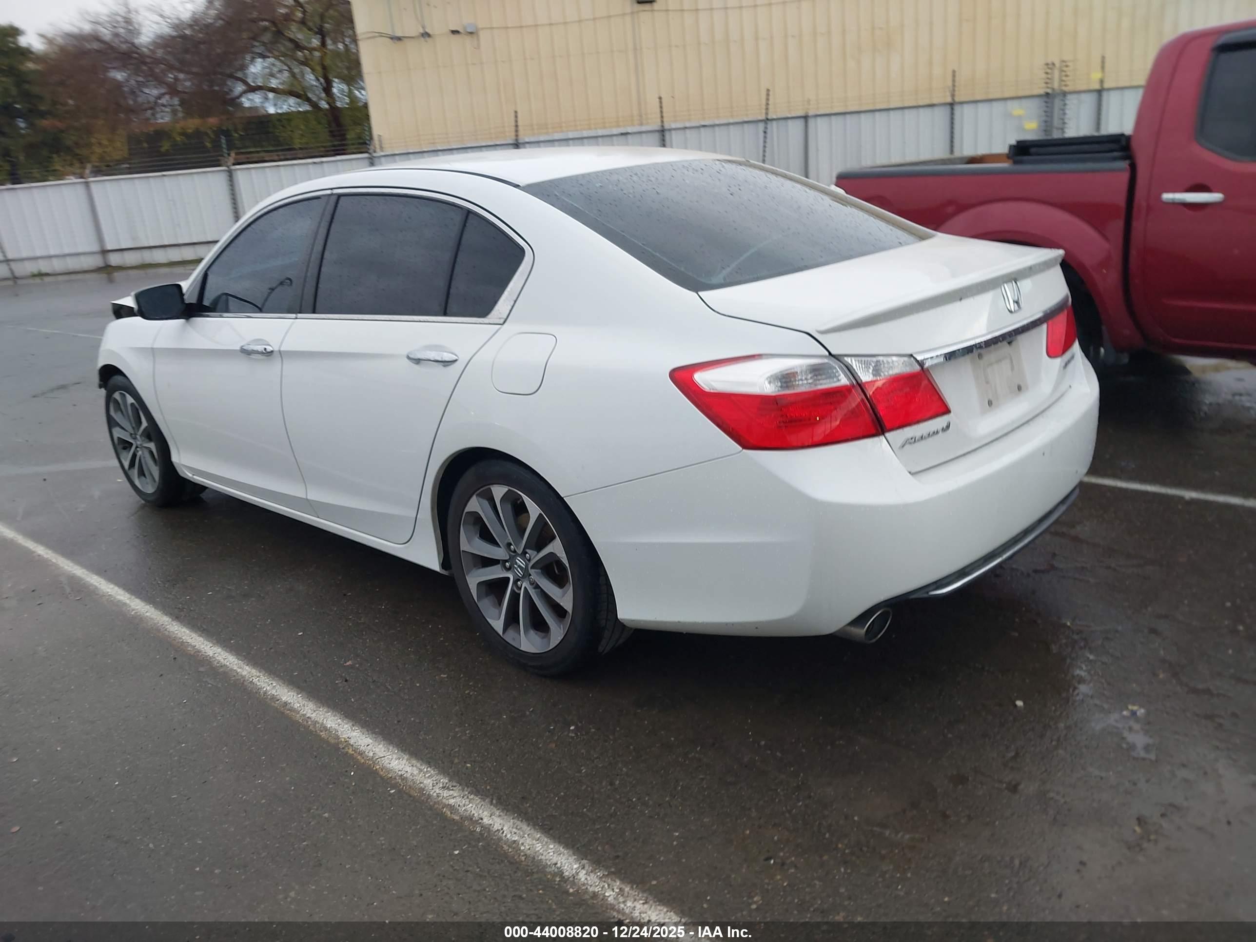 HONDA ACCORD image 3