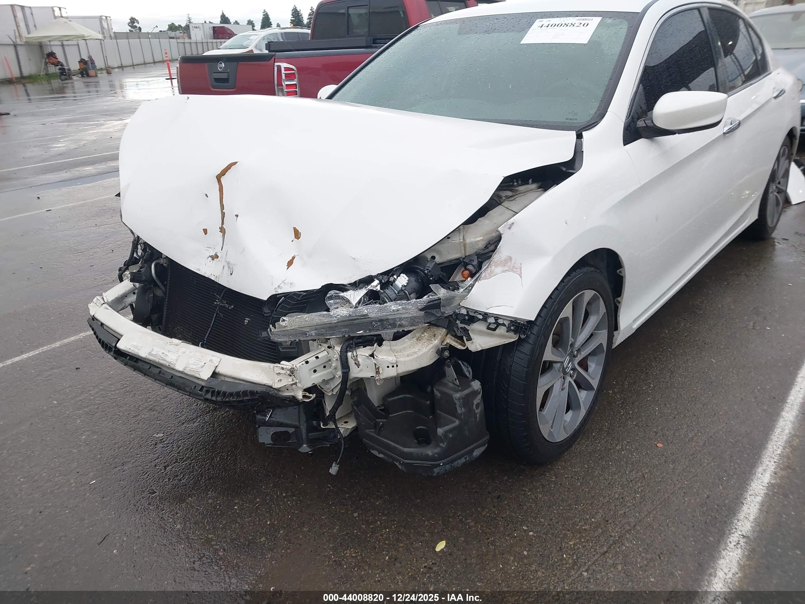 HONDA ACCORD image 6