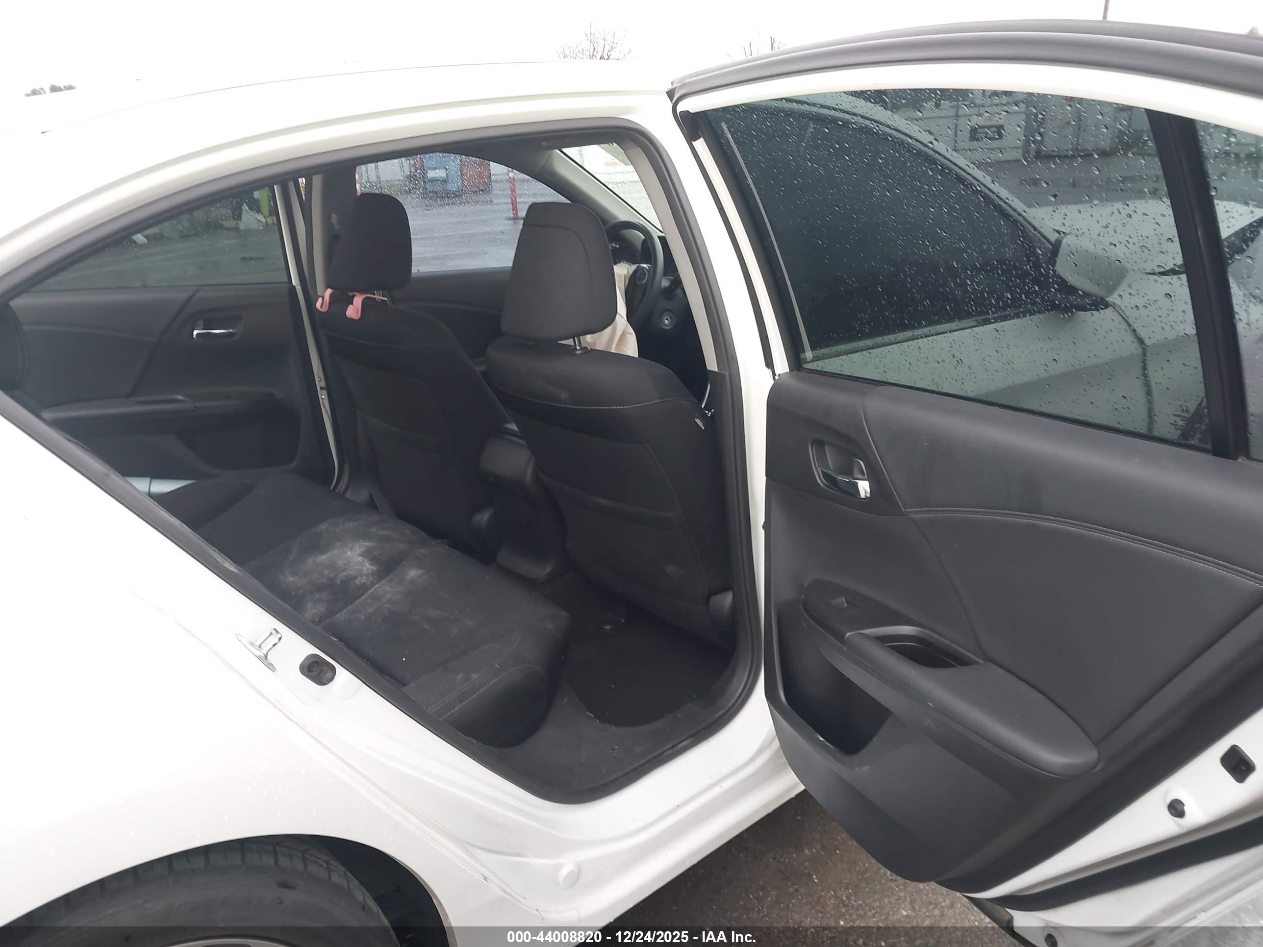 HONDA ACCORD image 8