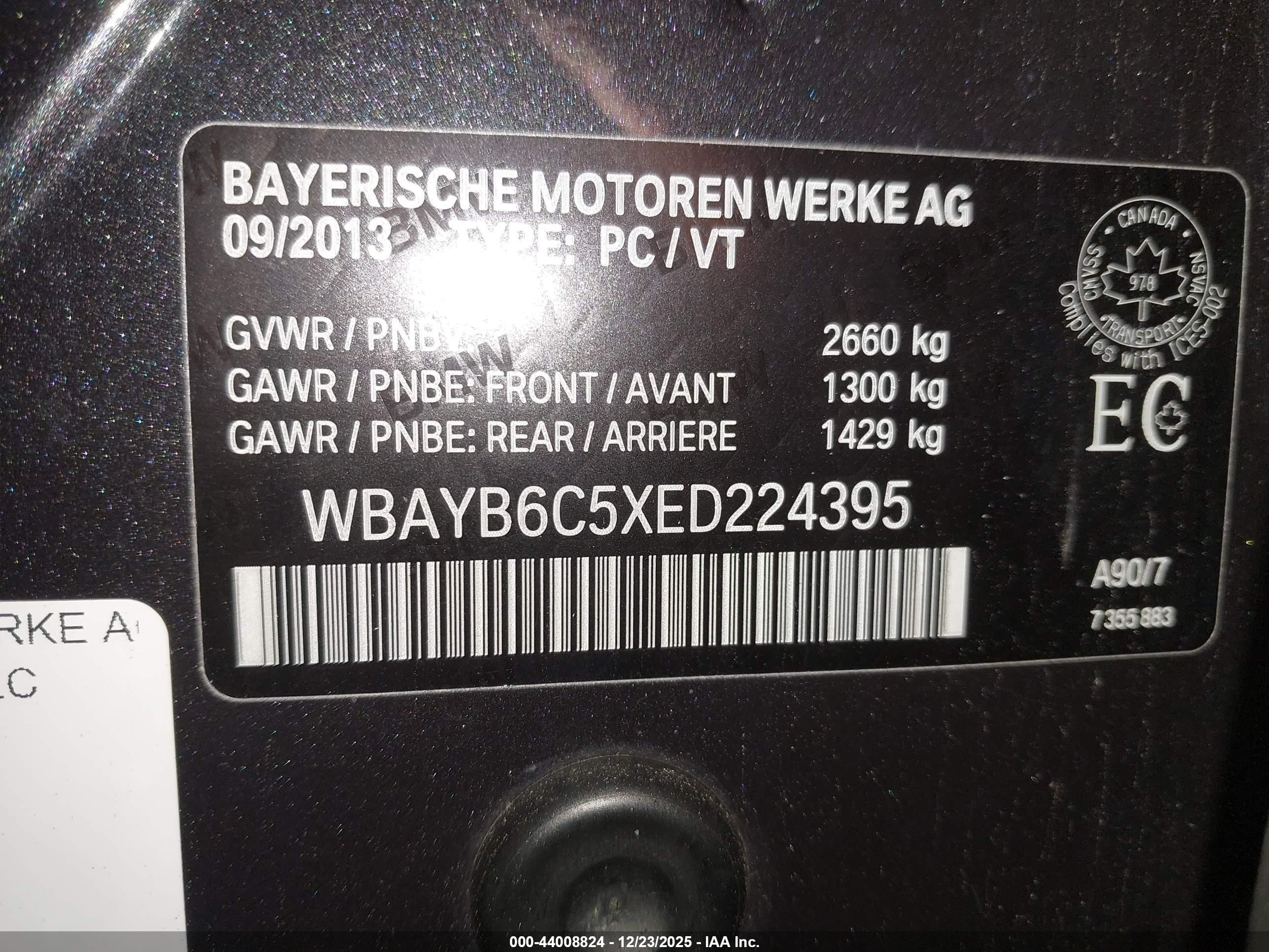 BMW 750I image 9