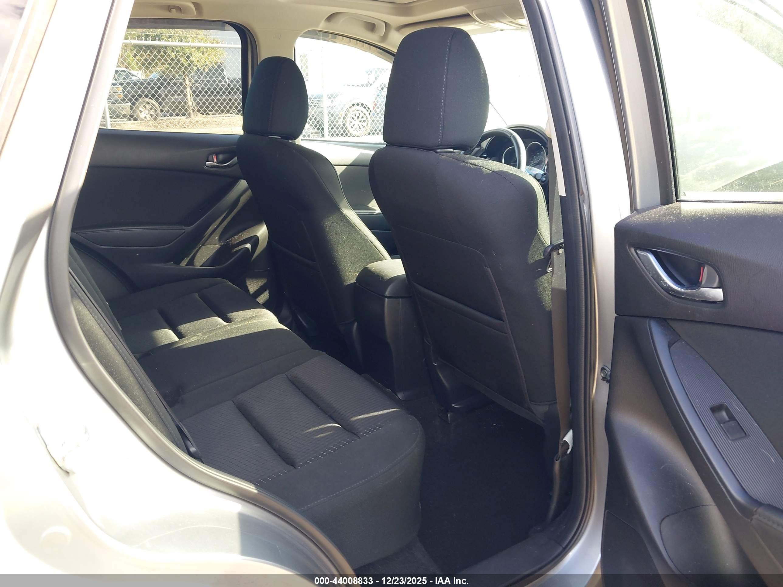 MAZDA CX-5 image 8