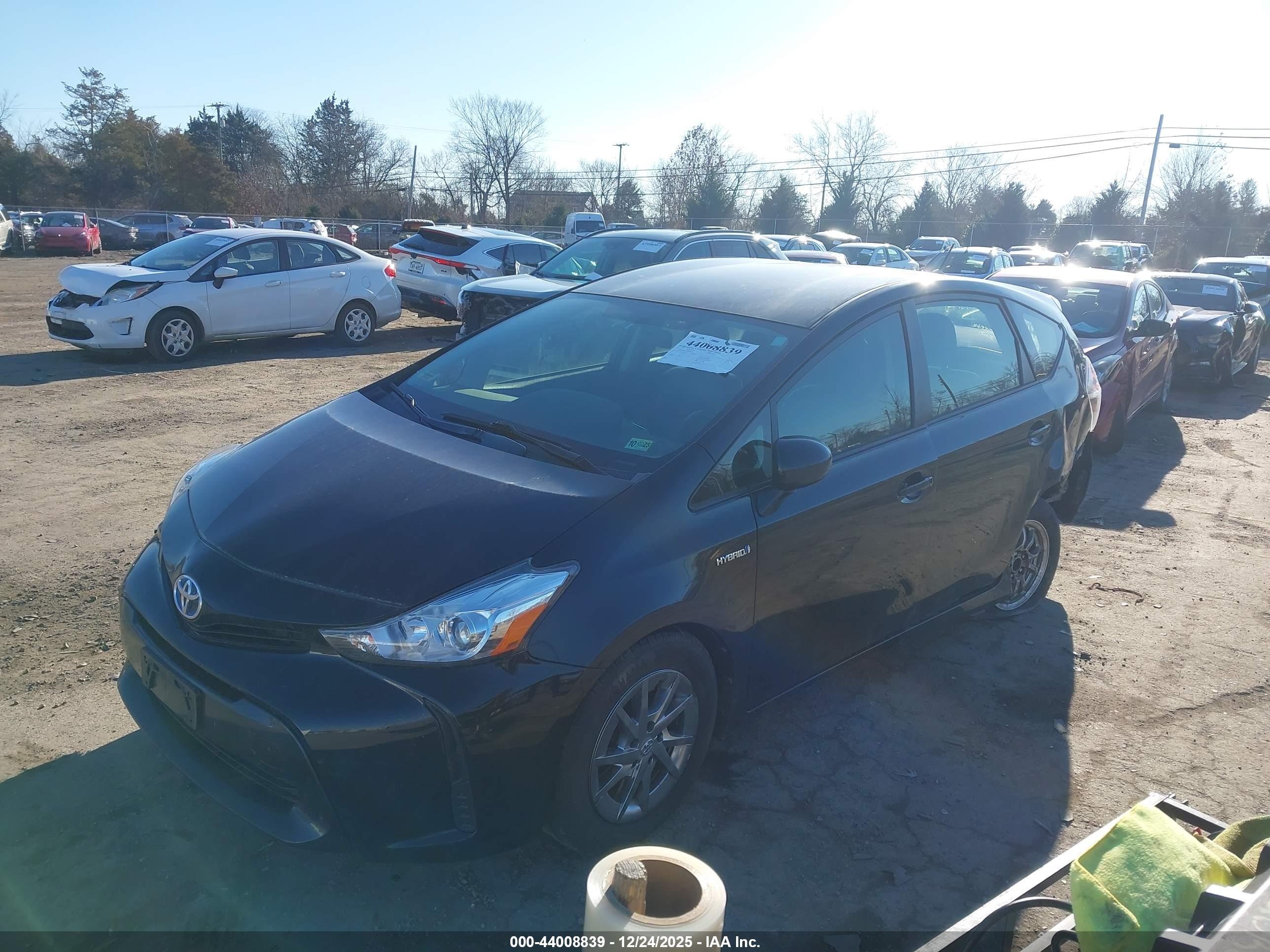 TOYOTA PRIUS image 2