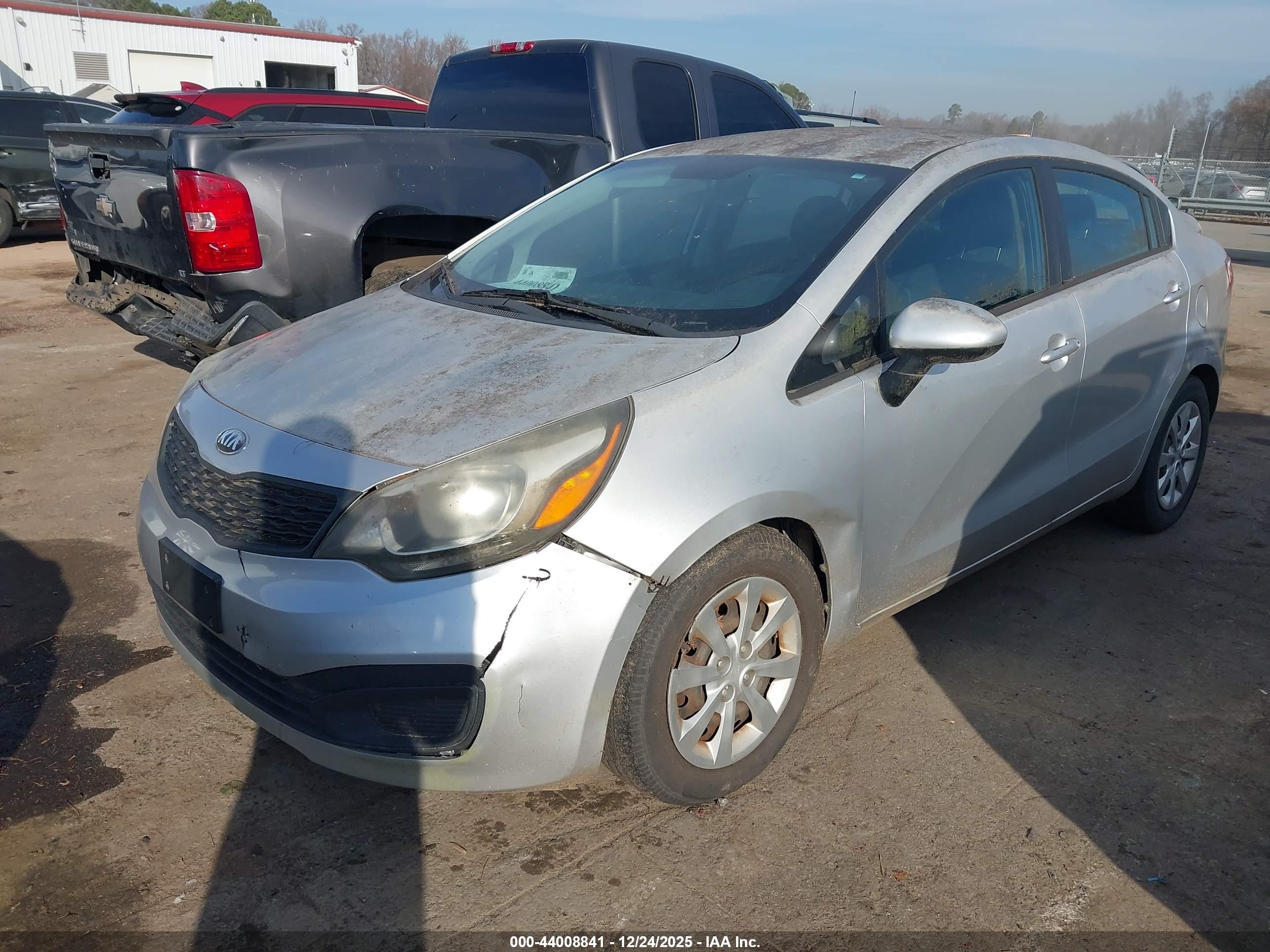 KIA RIO image 2
