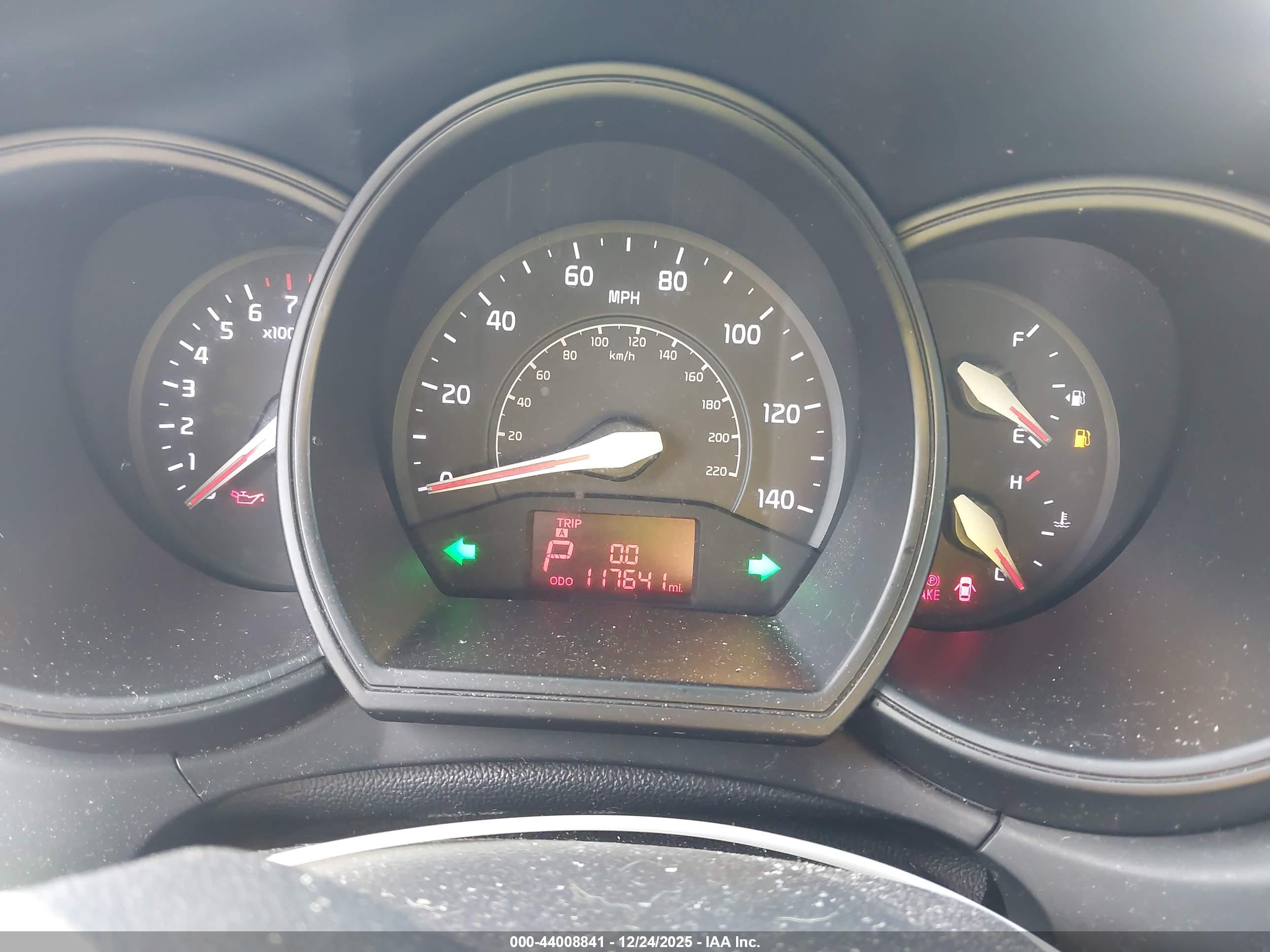 KIA RIO image 7