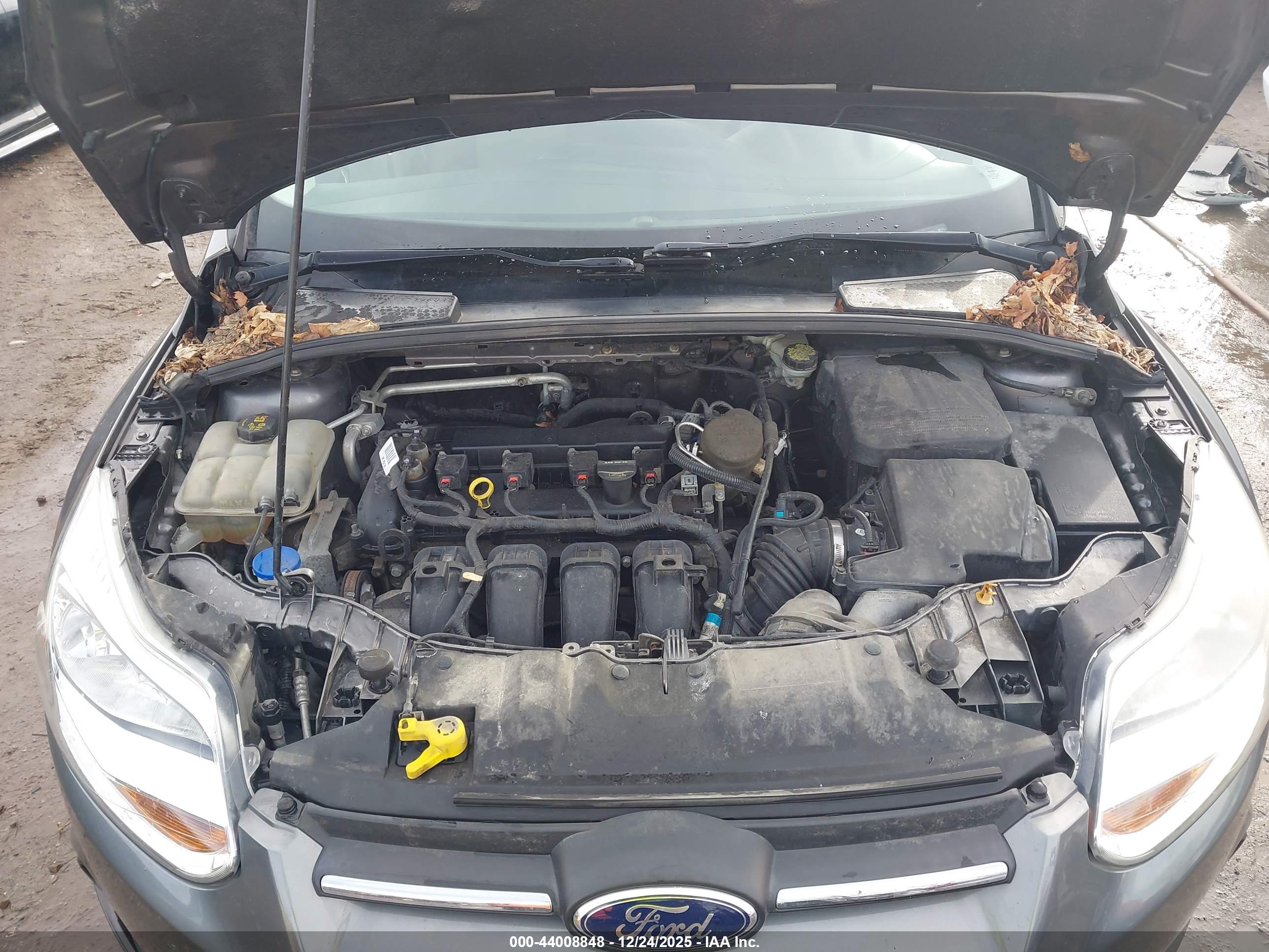 FORD FOCUS image 10