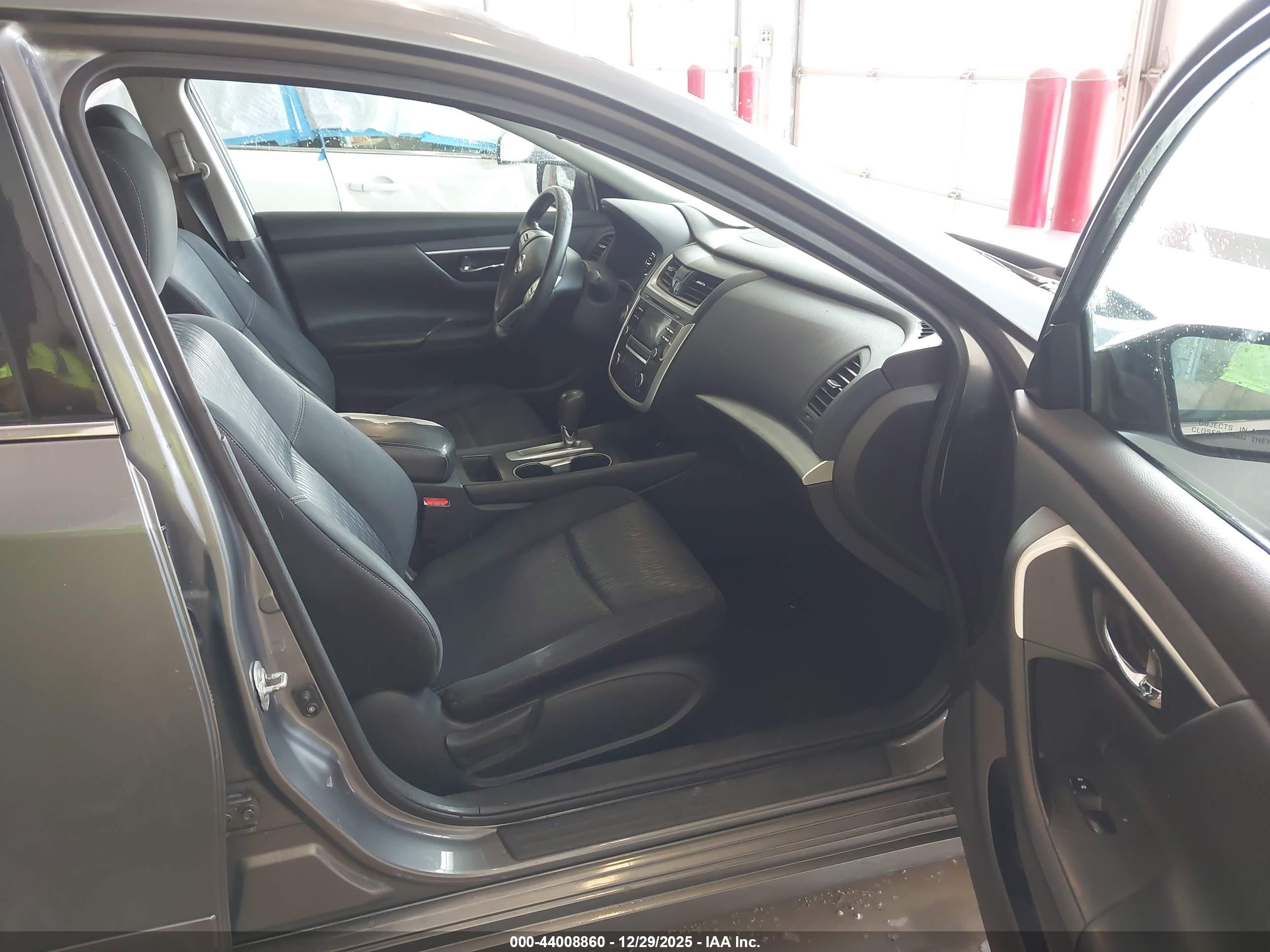 NISSAN ALTIMA image 5