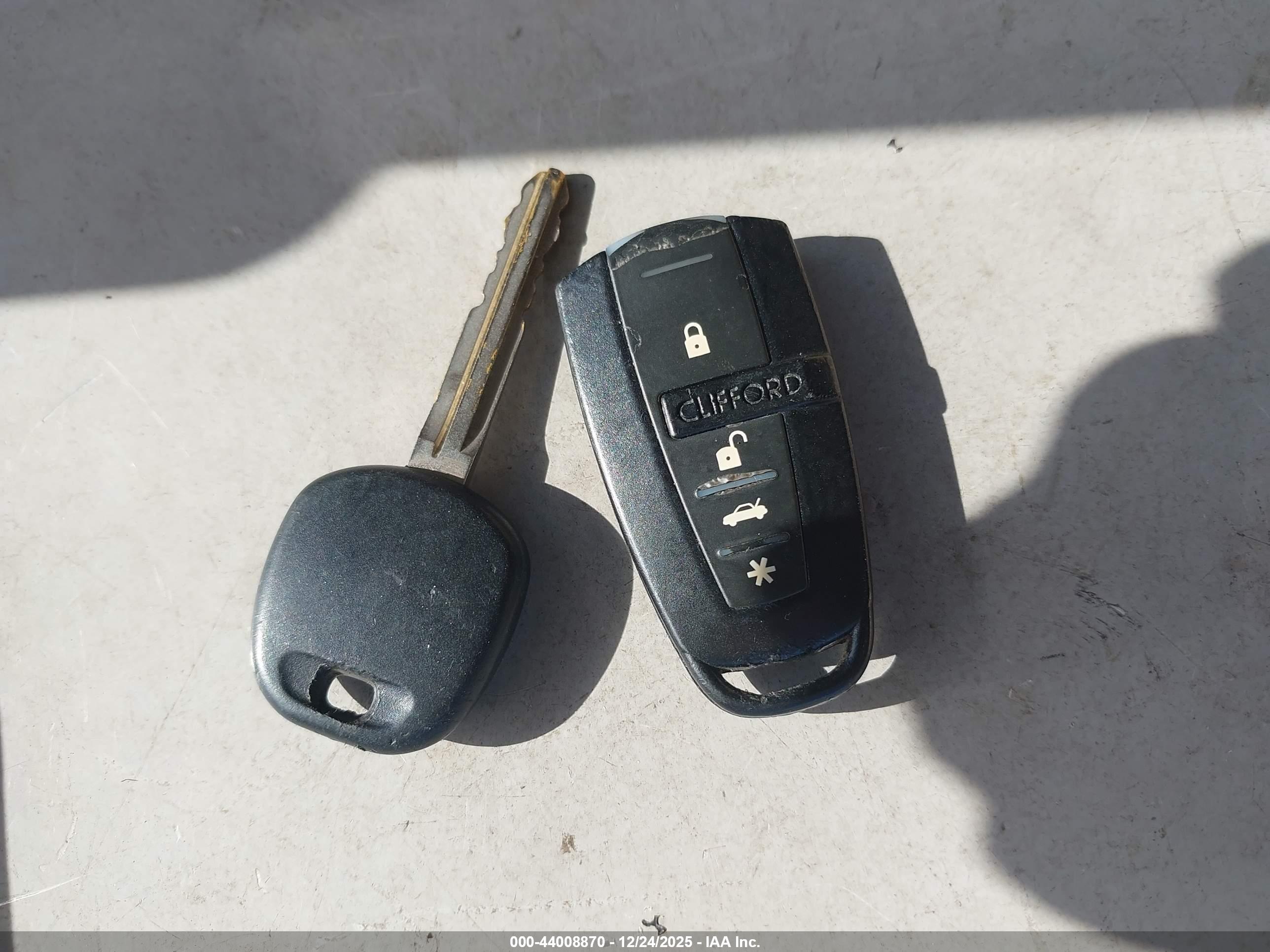 TOYOTA COROLLA image 11