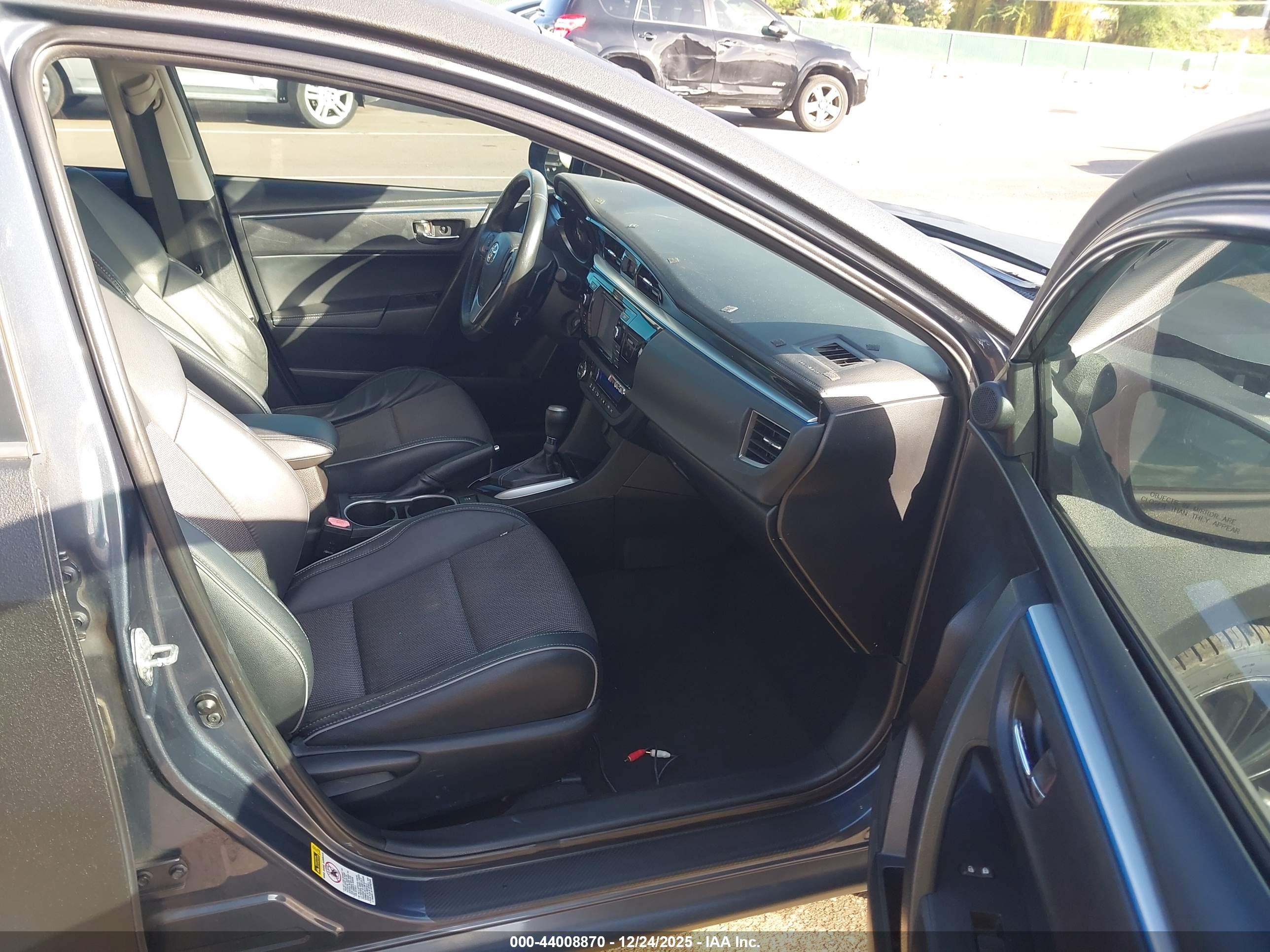 TOYOTA COROLLA image 5
