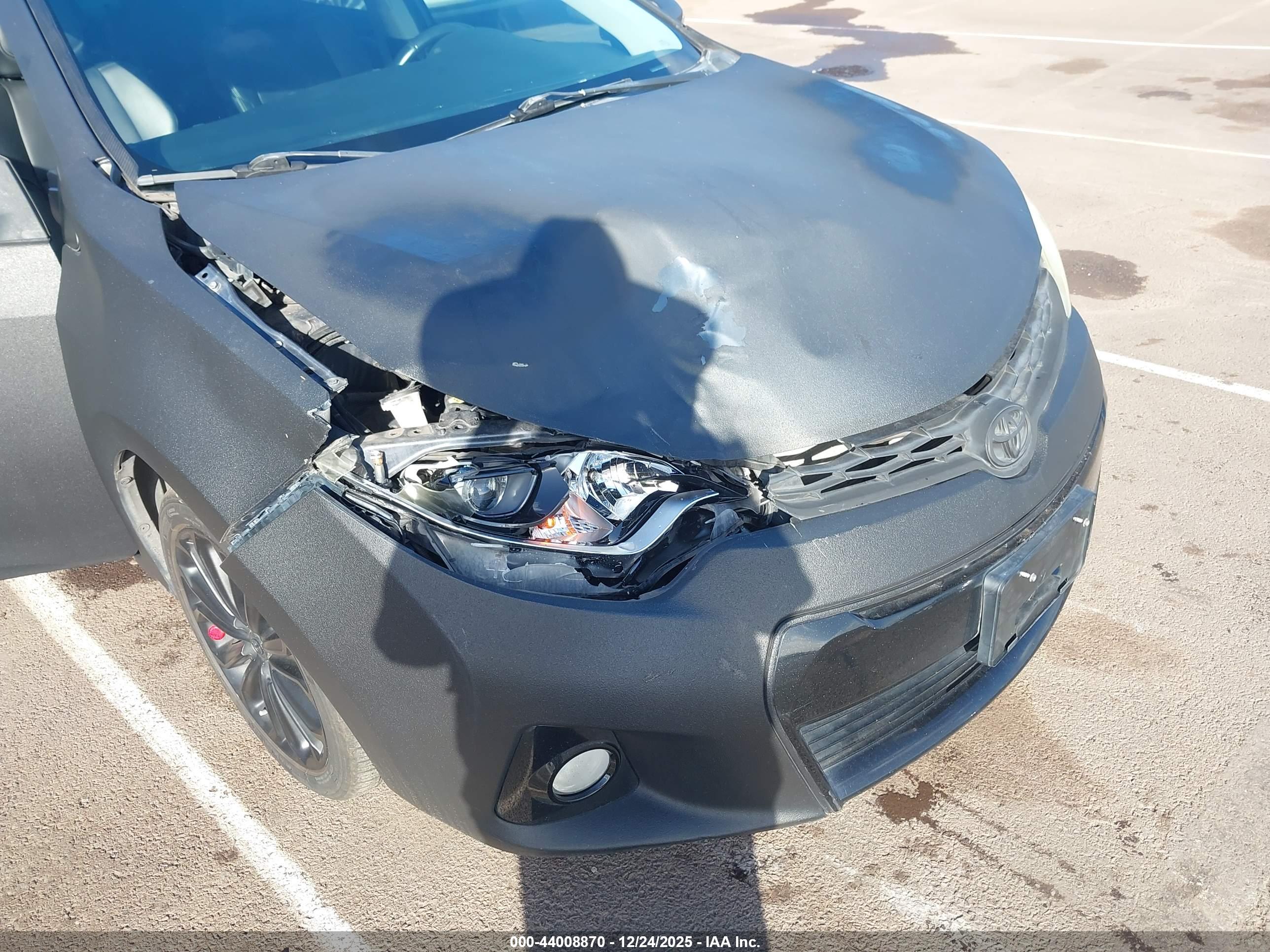 TOYOTA COROLLA image 6