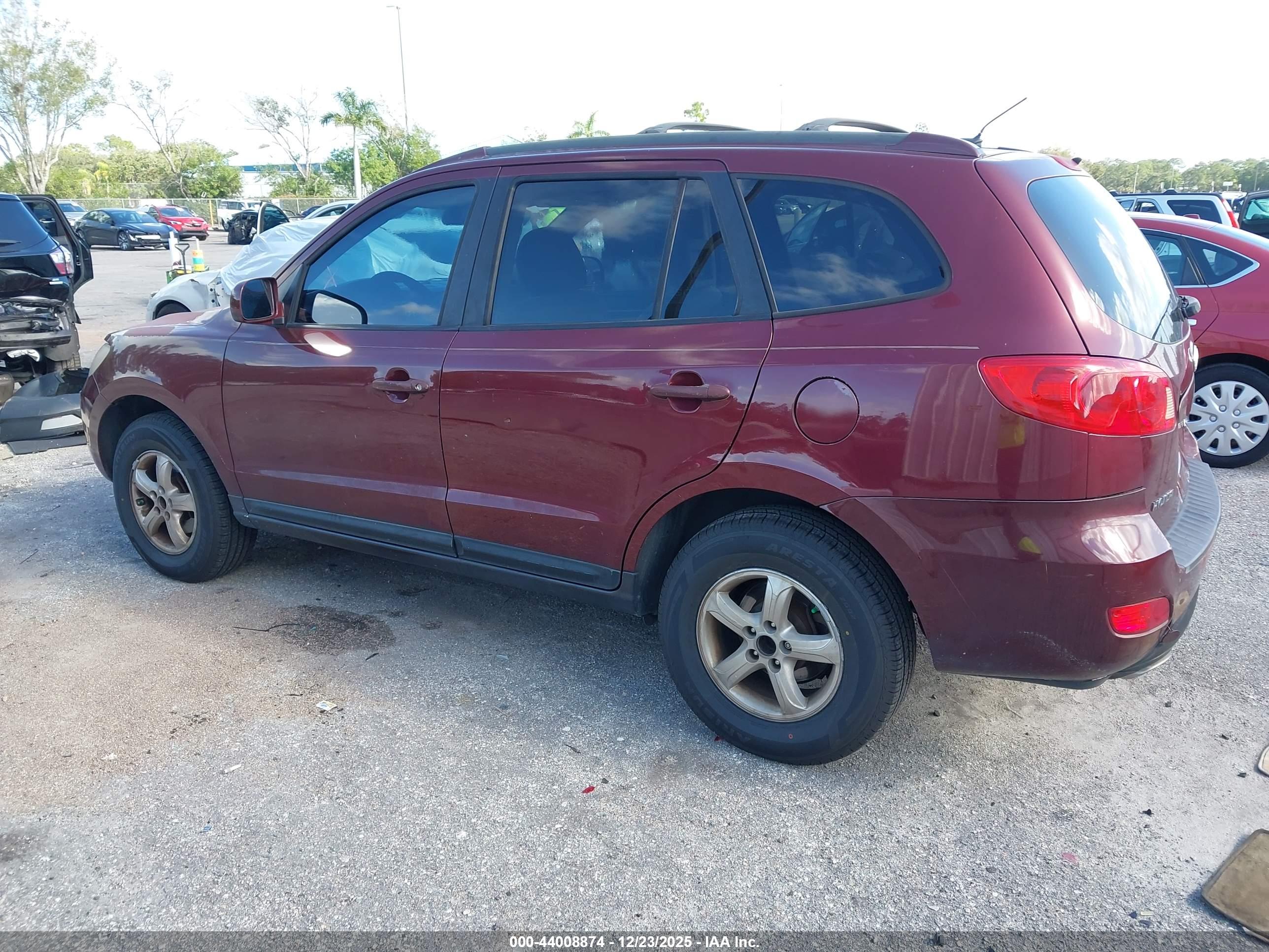 HYUNDAI SANTA image 3