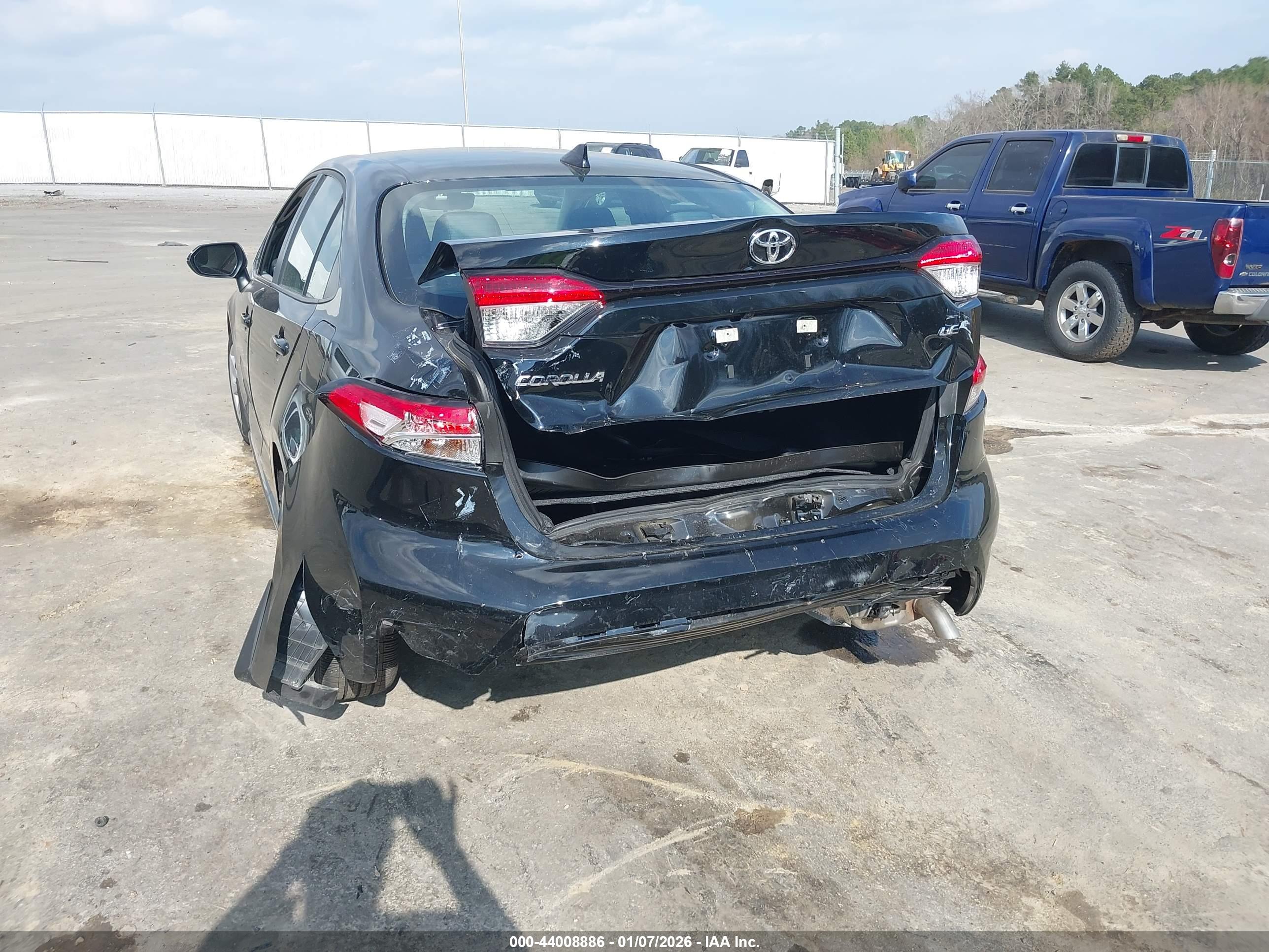 TOYOTA COROLLA image 6